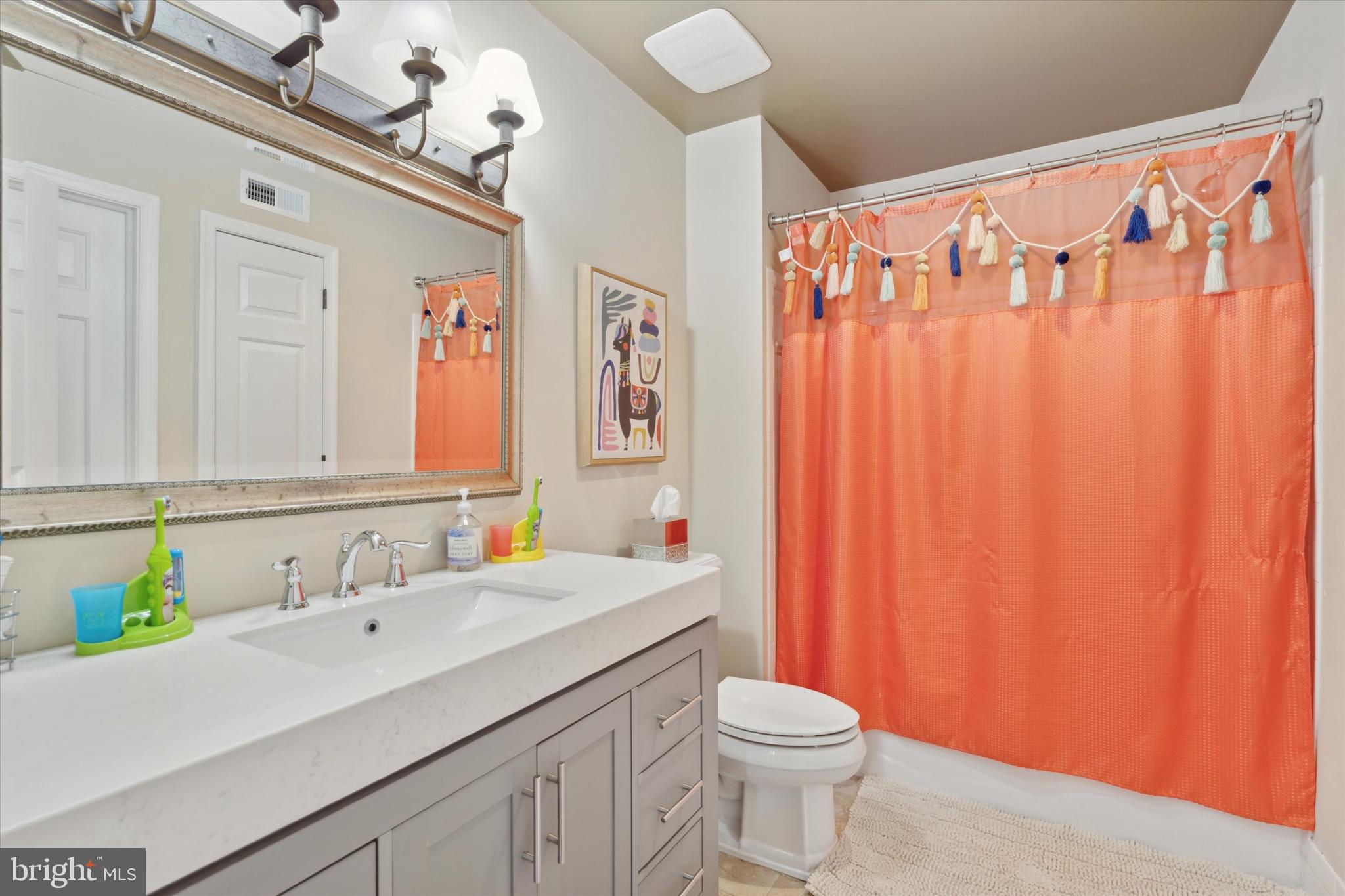 VALLEY FORGE MTN - Residential