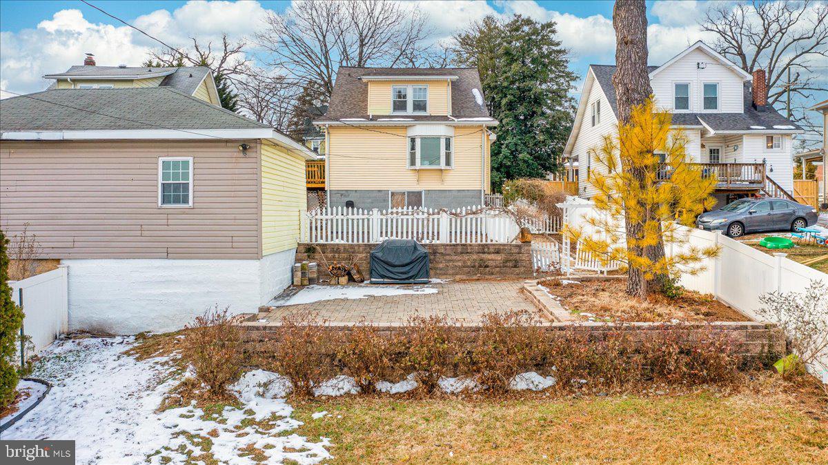 BLOOMSBURY FIELD - Residential