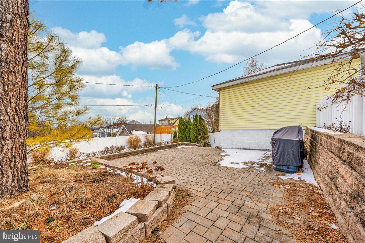 BLOOMSBURY FIELD - Residential