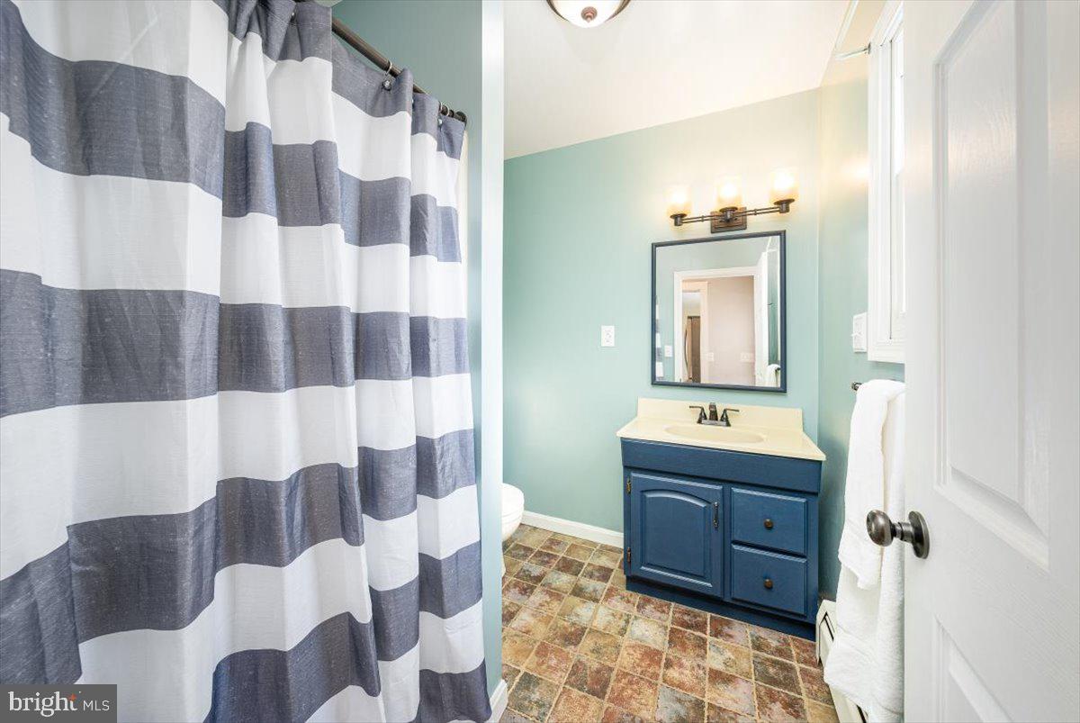 BLOOMSBURY FIELD - Residential