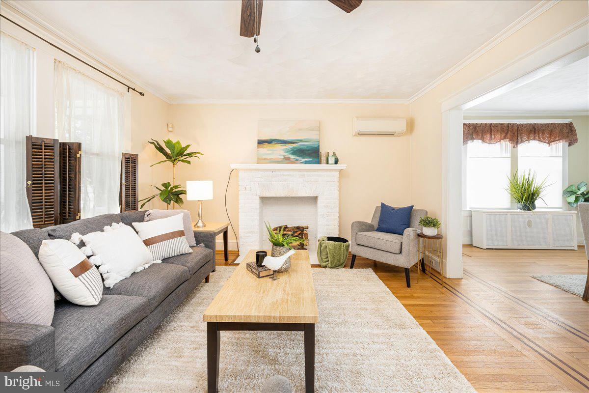 BLOOMSBURY FIELD - Residential