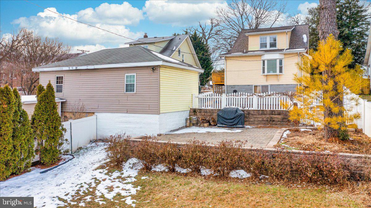 BLOOMSBURY FIELD - Residential