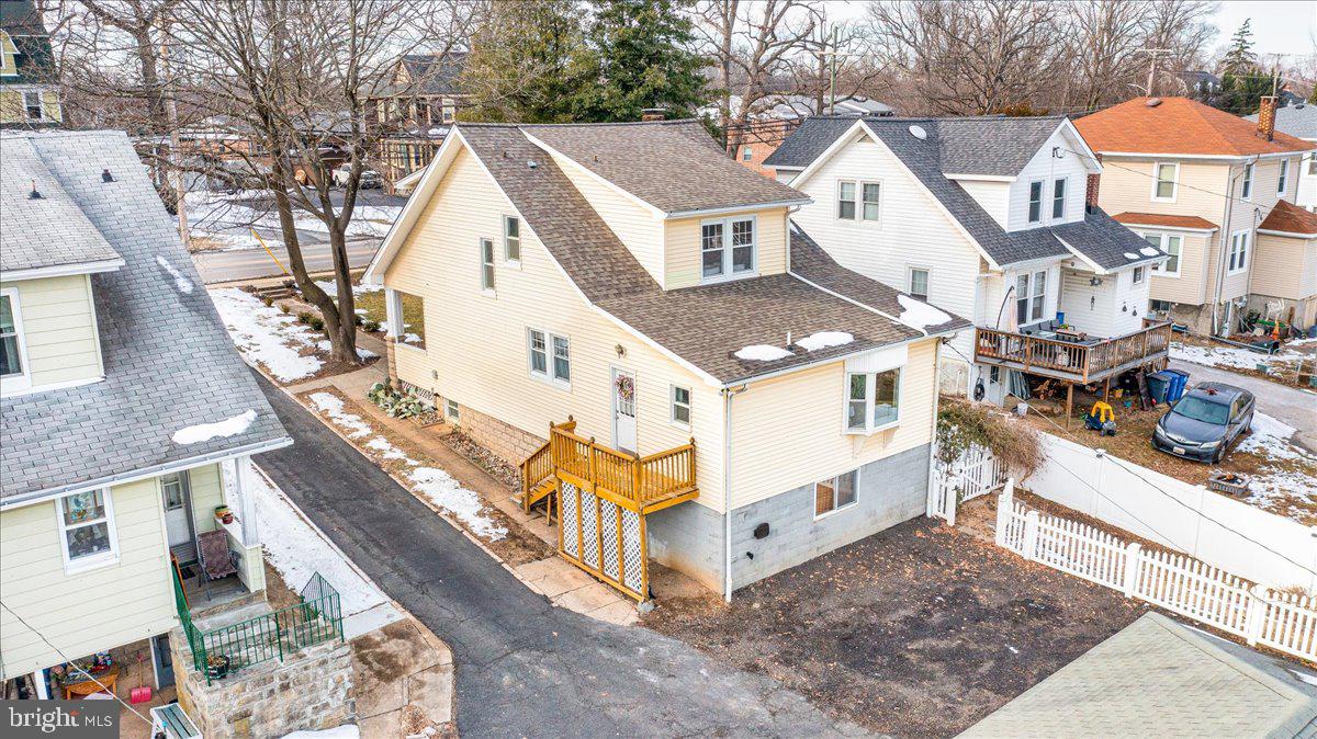 BLOOMSBURY FIELD - Residential