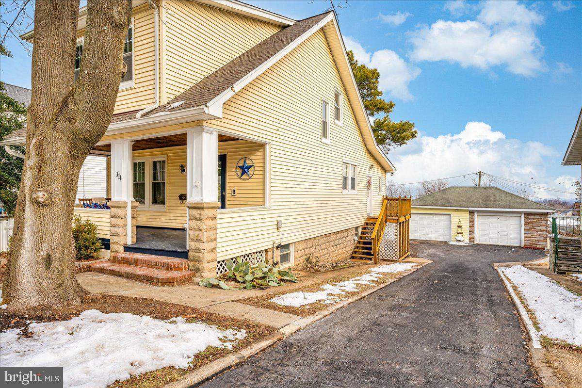 BLOOMSBURY FIELD - Residential