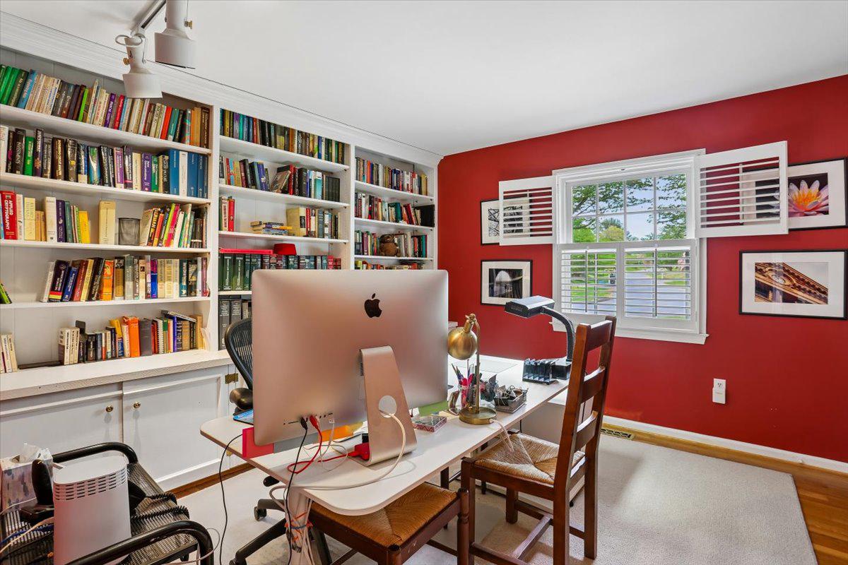 RIDGELEIGH - Residential