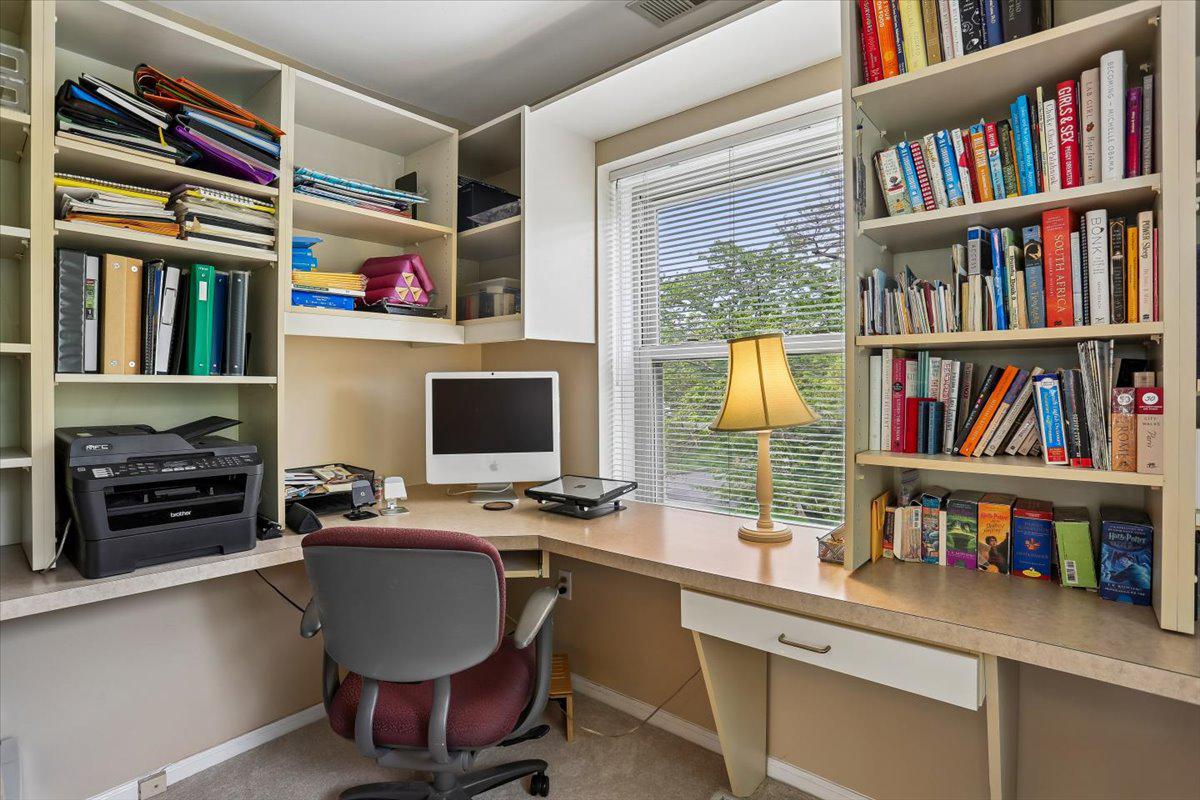 RIDGELEIGH - Residential