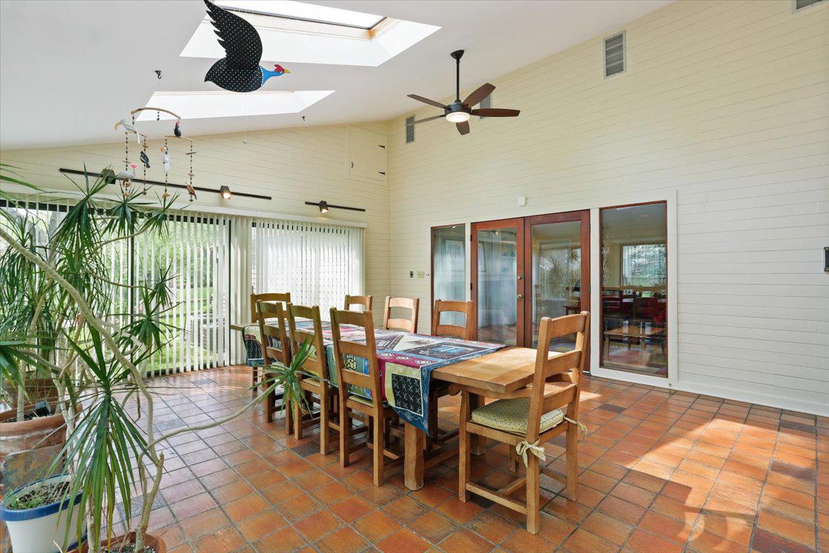 RIDGELEIGH - Residential