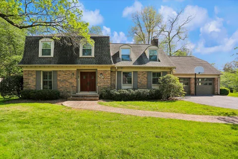 8200 W Gainsborough Court, Potomac, MD 20854 - #: MDMC2227522