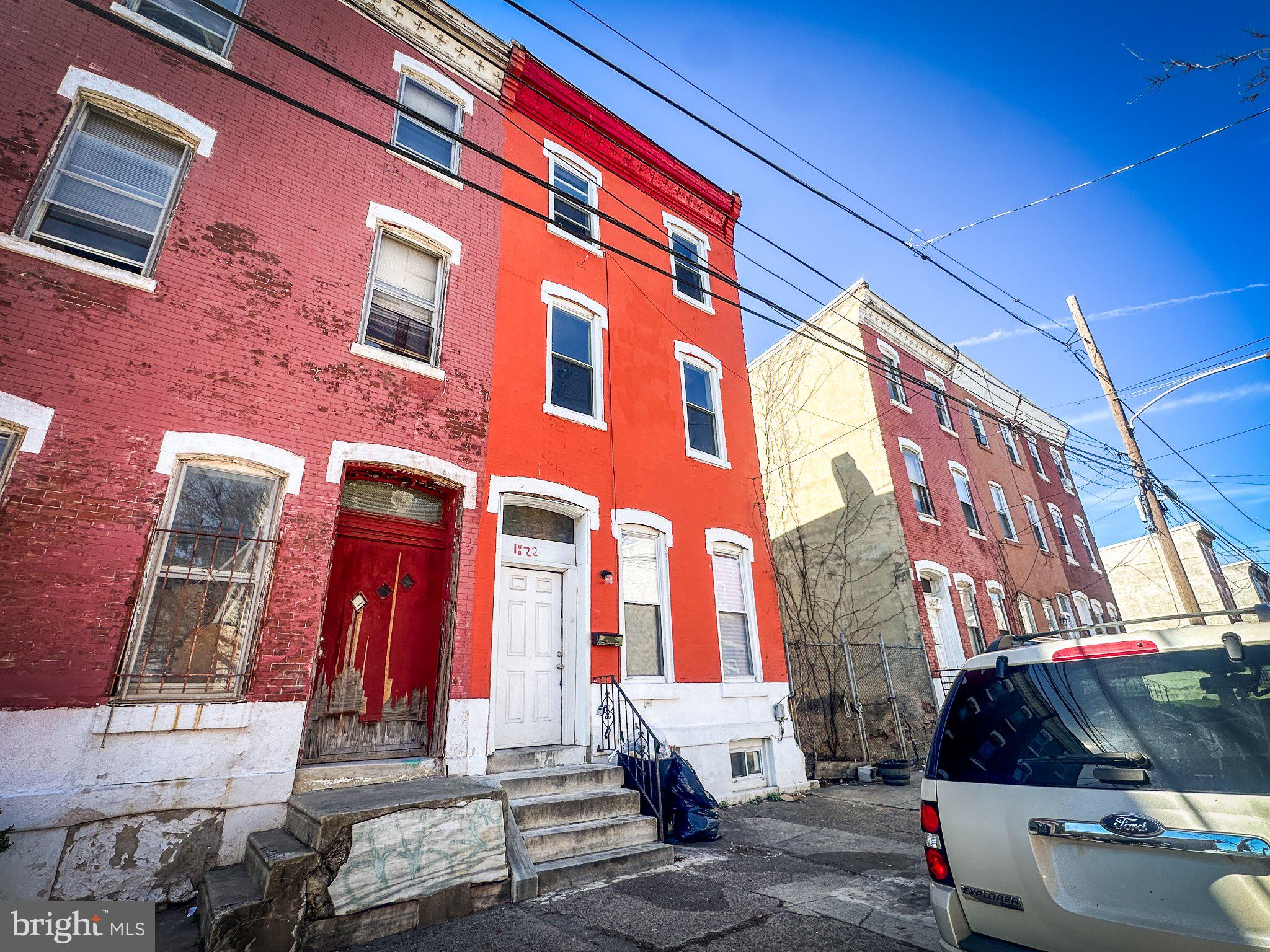 SHARSWOOD - Residential