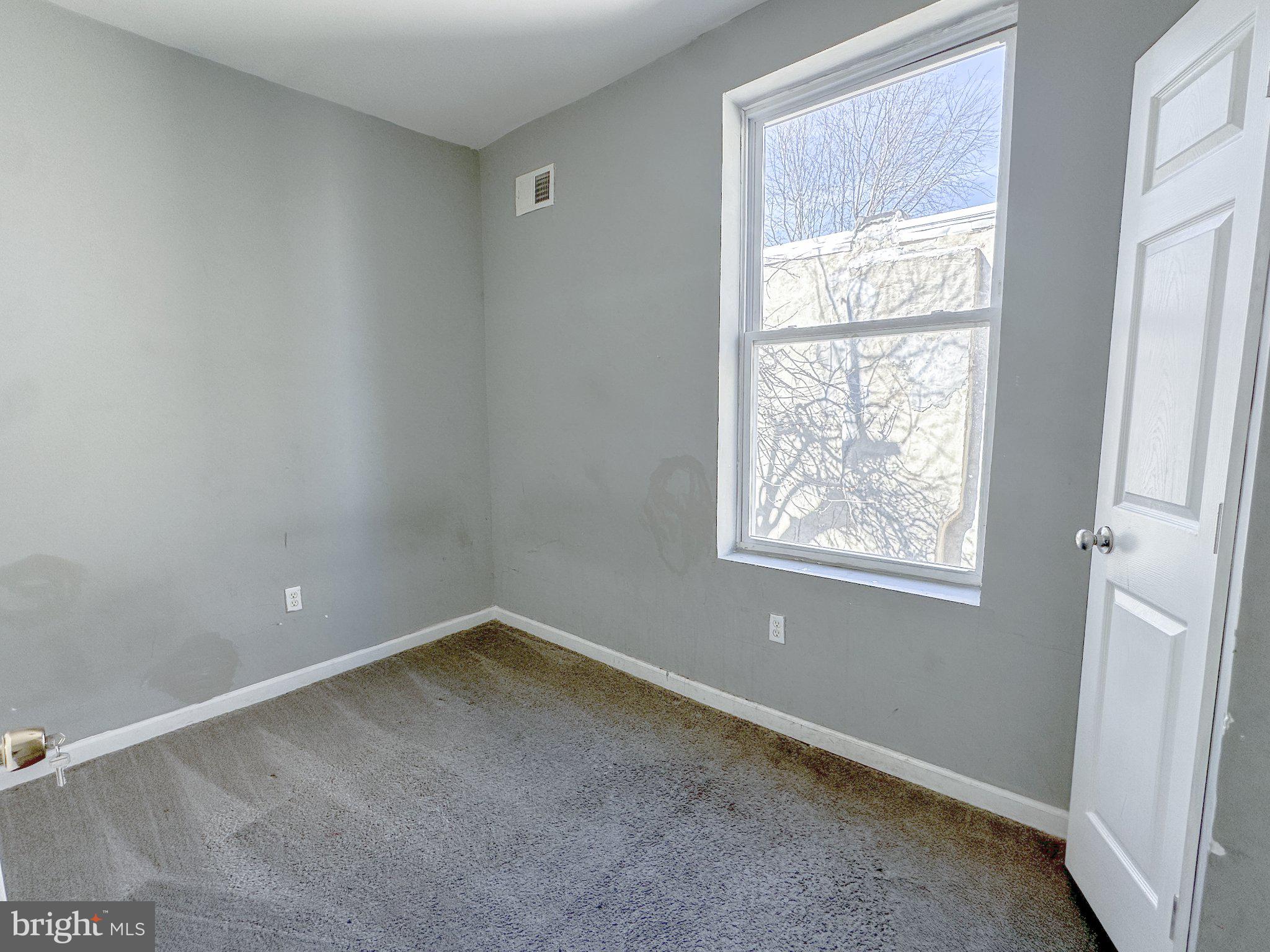 SHARSWOOD - Residential