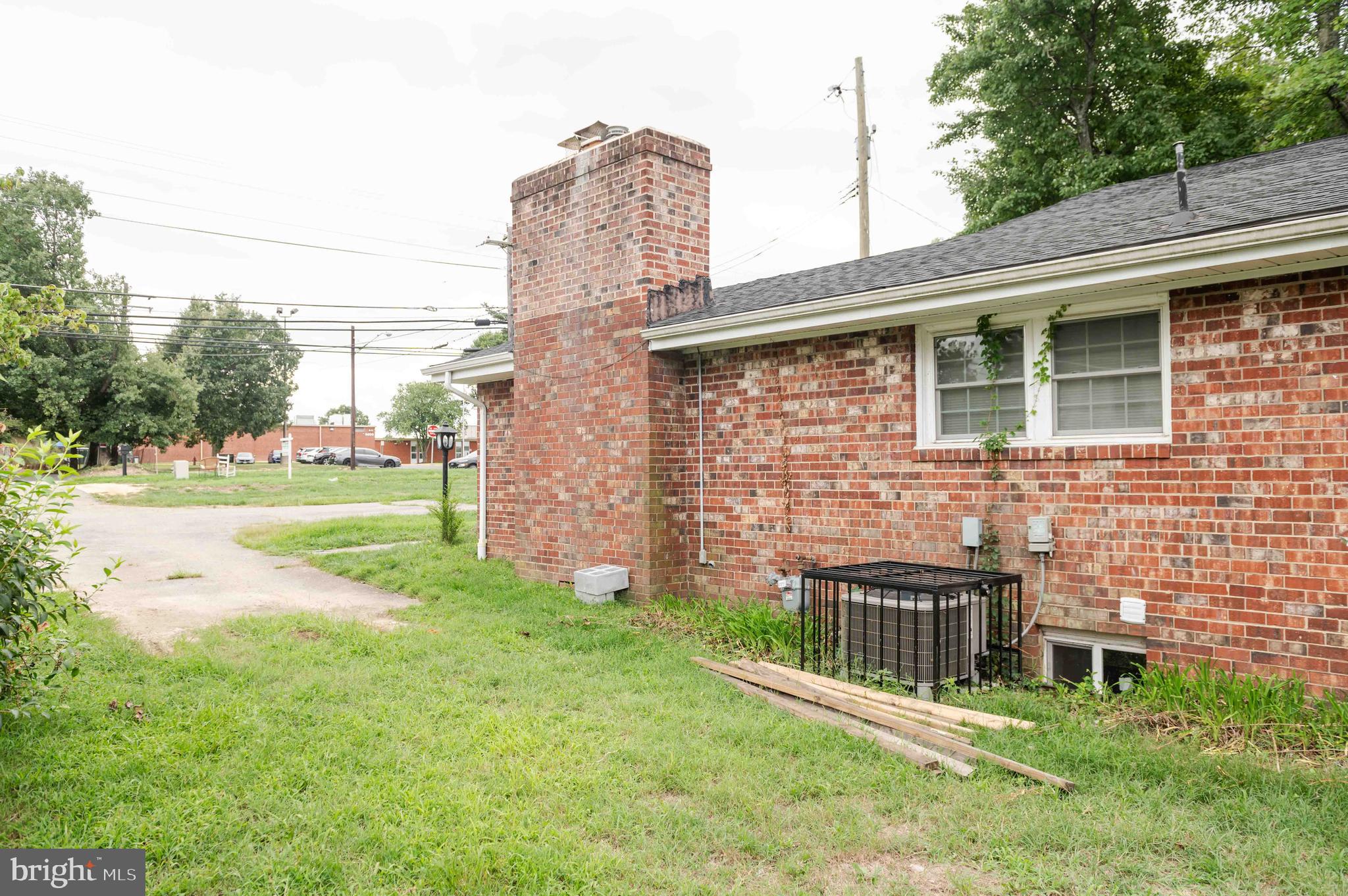 FORT WASHINGTON - Residential