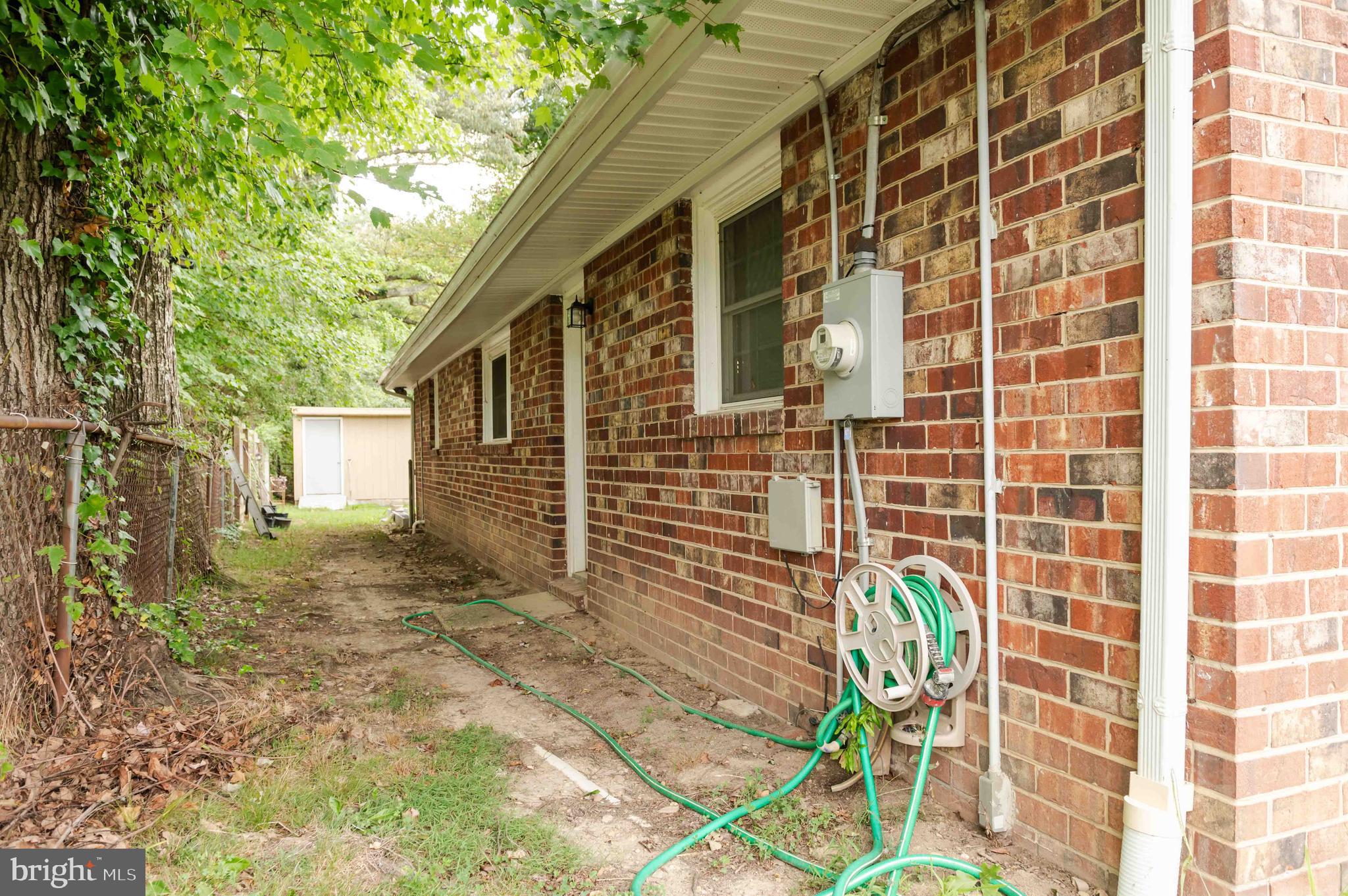 FORT WASHINGTON - Residential