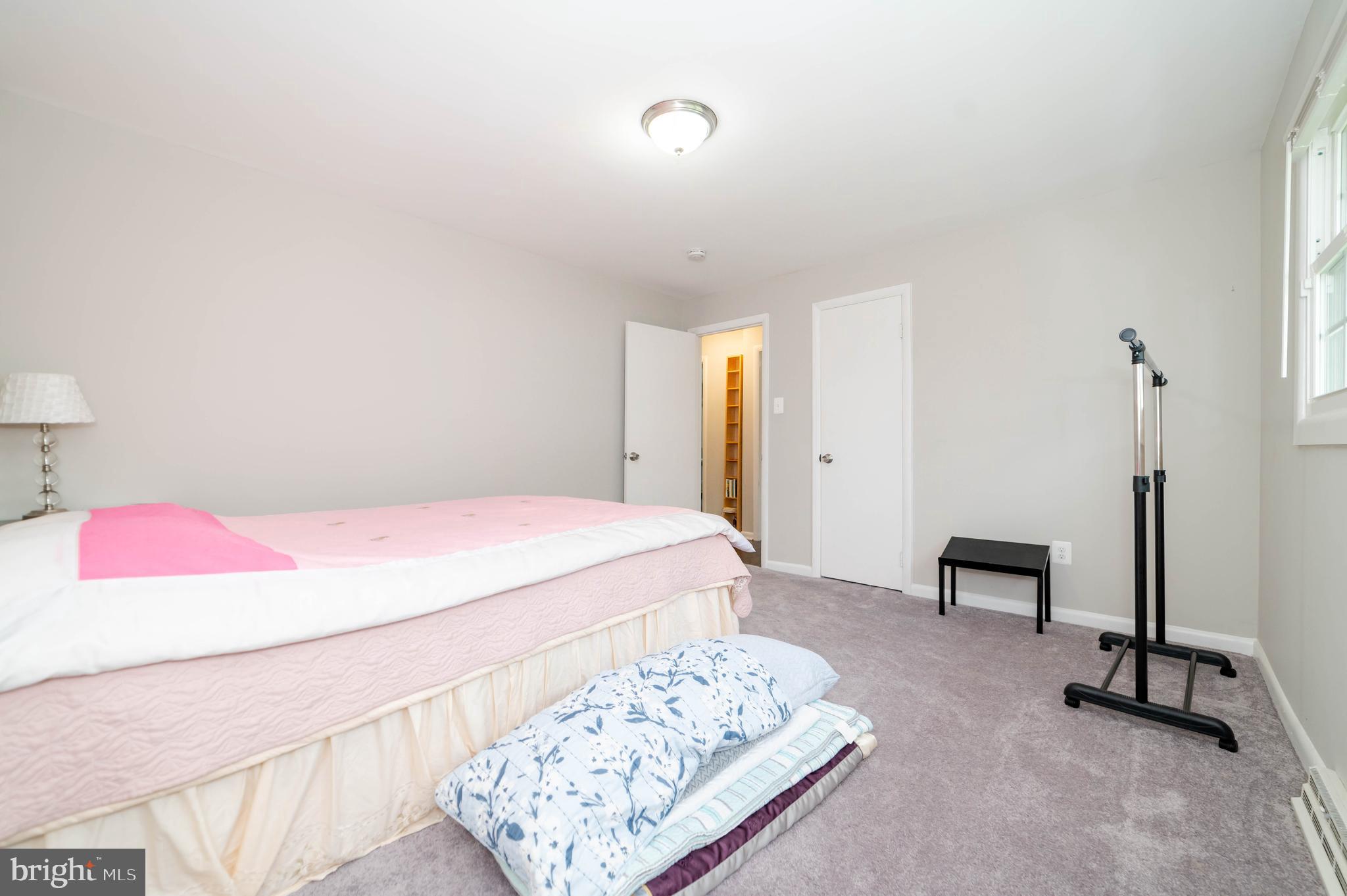 FORT WASHINGTON - Residential