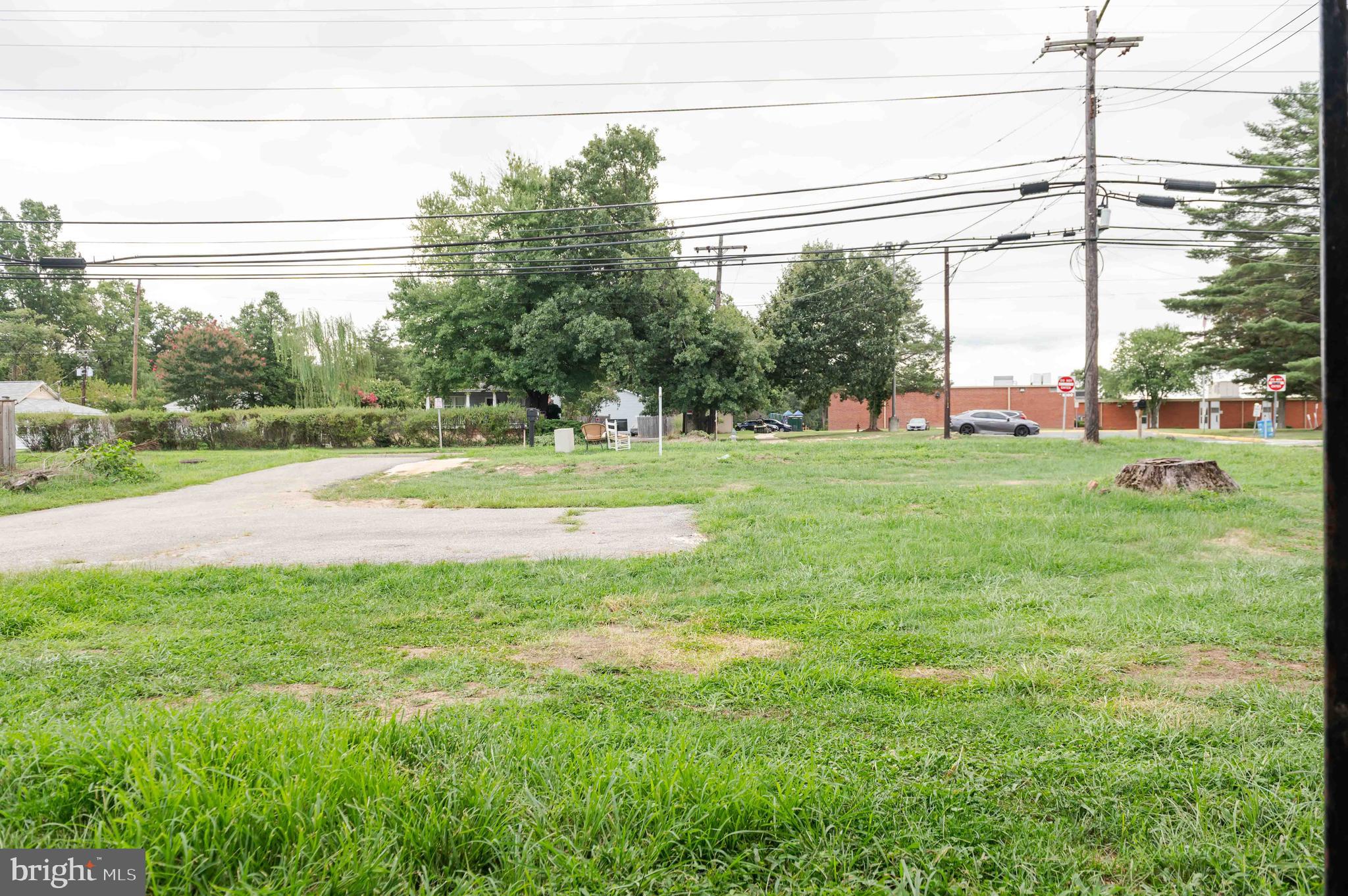 FORT WASHINGTON - Residential