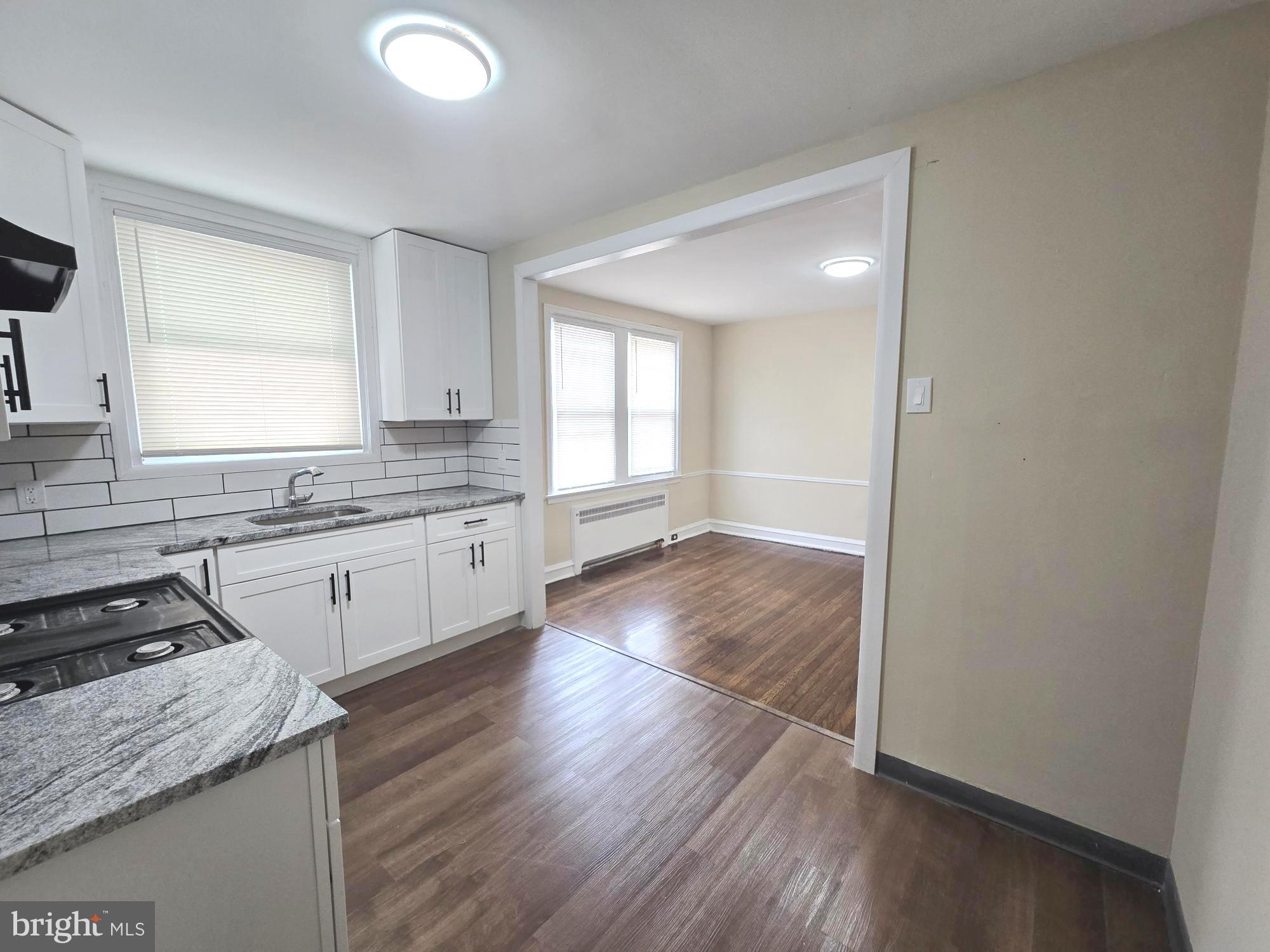 OXFORD CIRCLE - Residential Lease