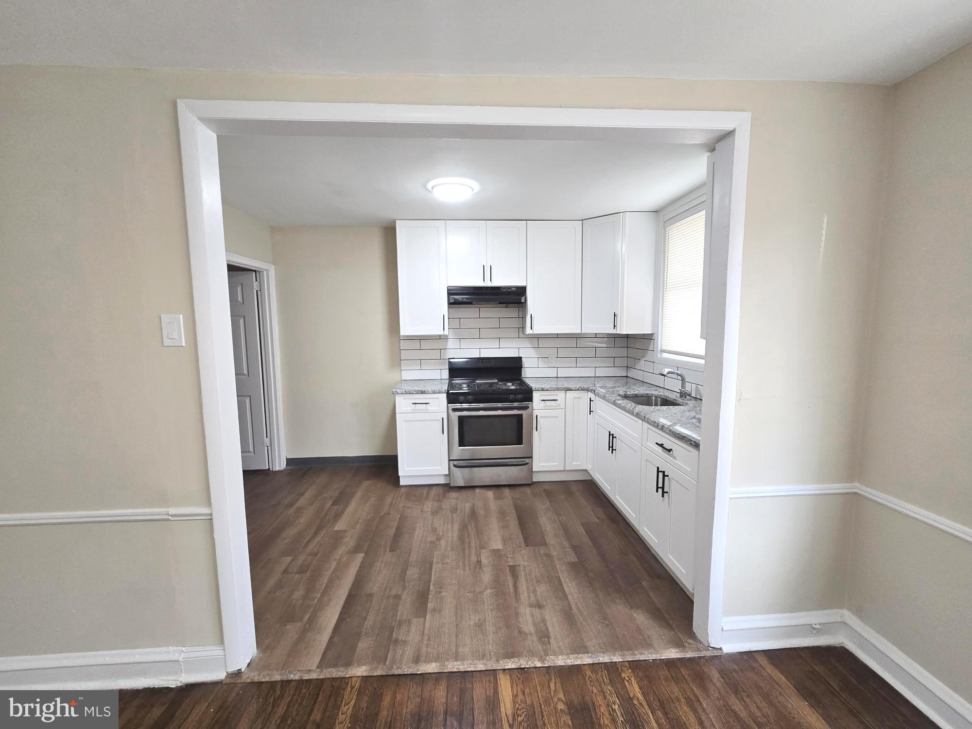 OXFORD CIRCLE - Residential Lease