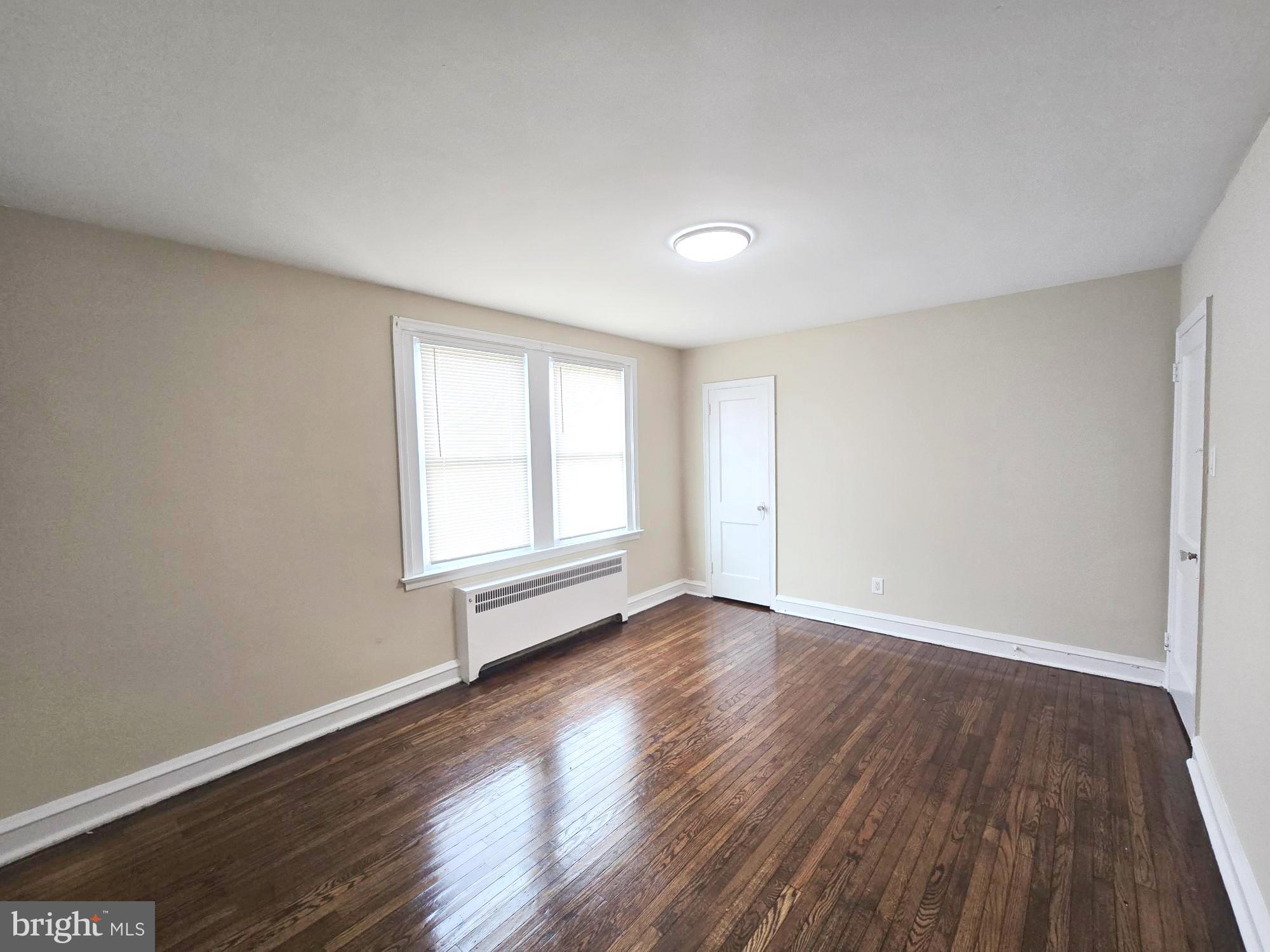 OXFORD CIRCLE - Residential Lease