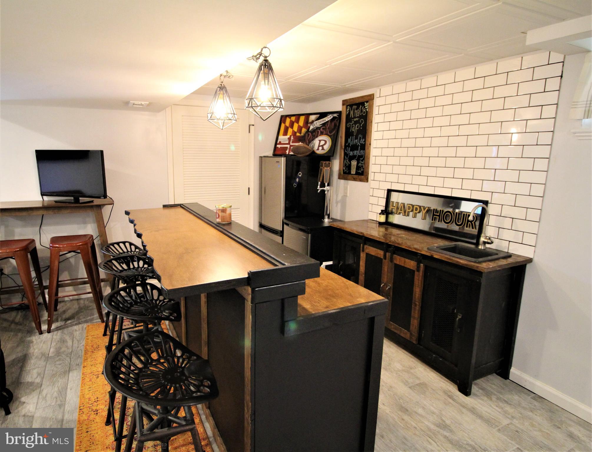 BAY VIEW ESTATES - Residential