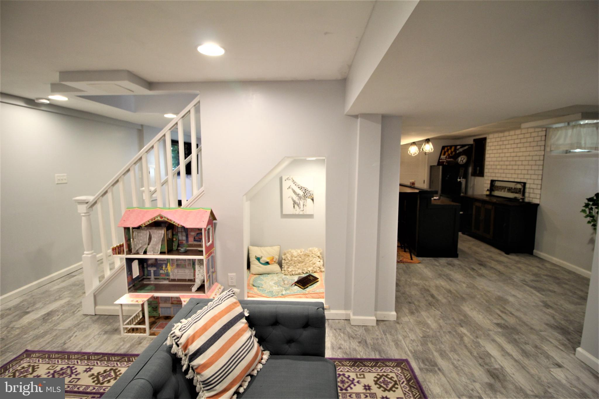 BAY VIEW ESTATES - Residential