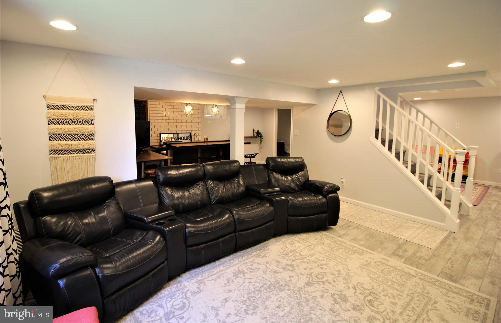 BAY VIEW ESTATES - Residential