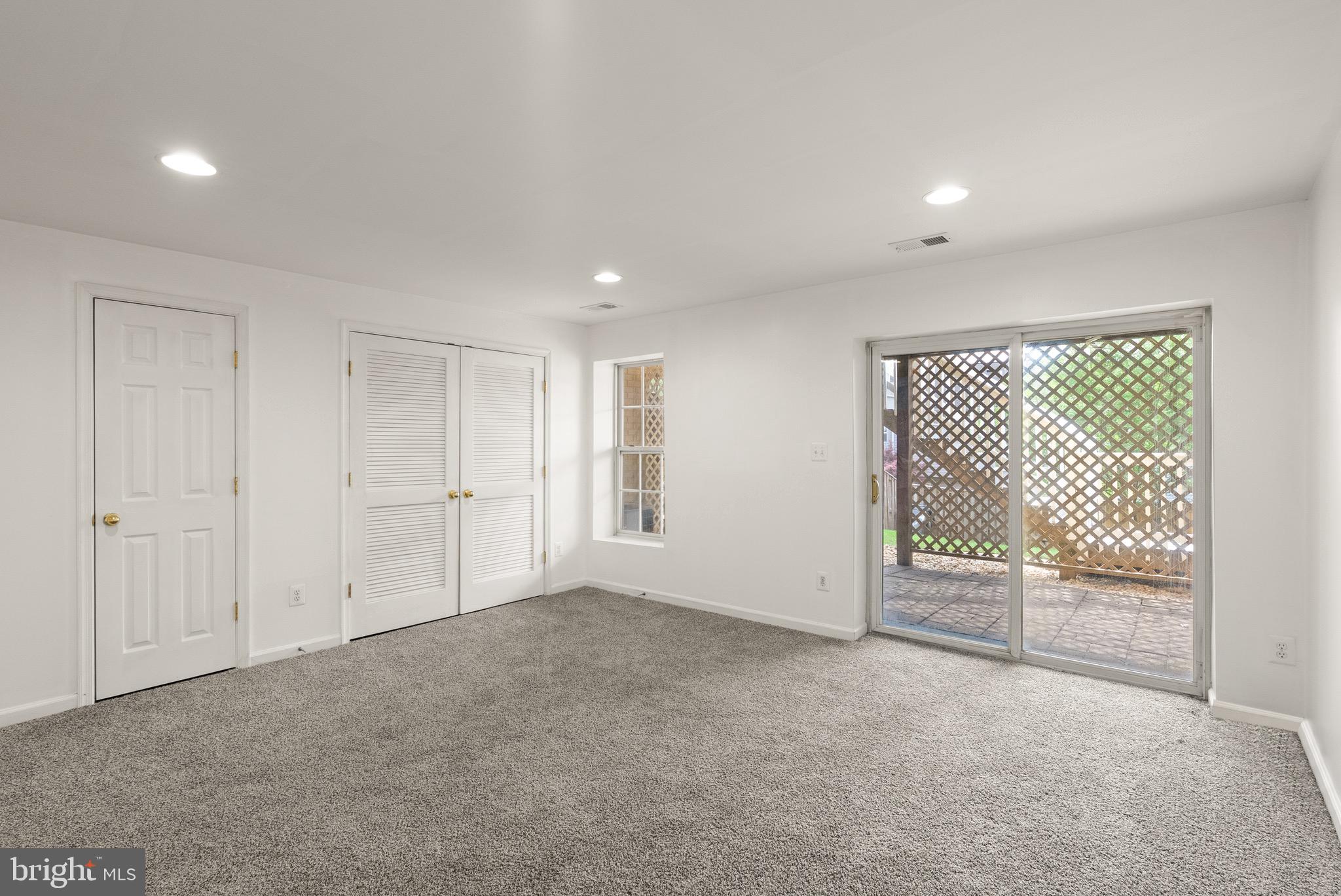 HUPPS RIDGE - Residential