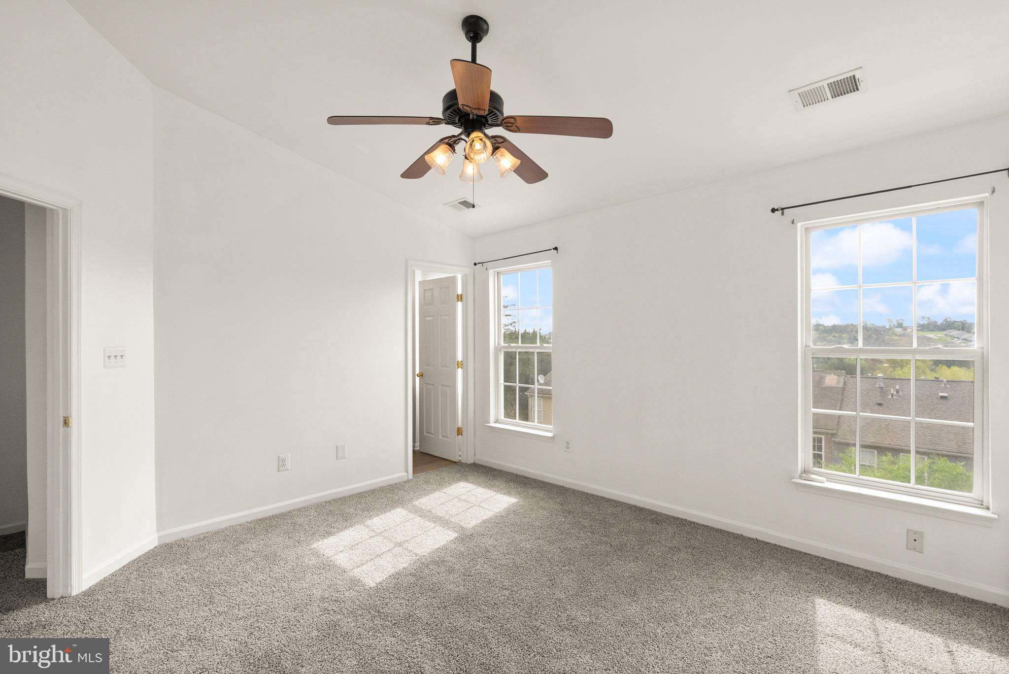 HUPPS RIDGE - Residential