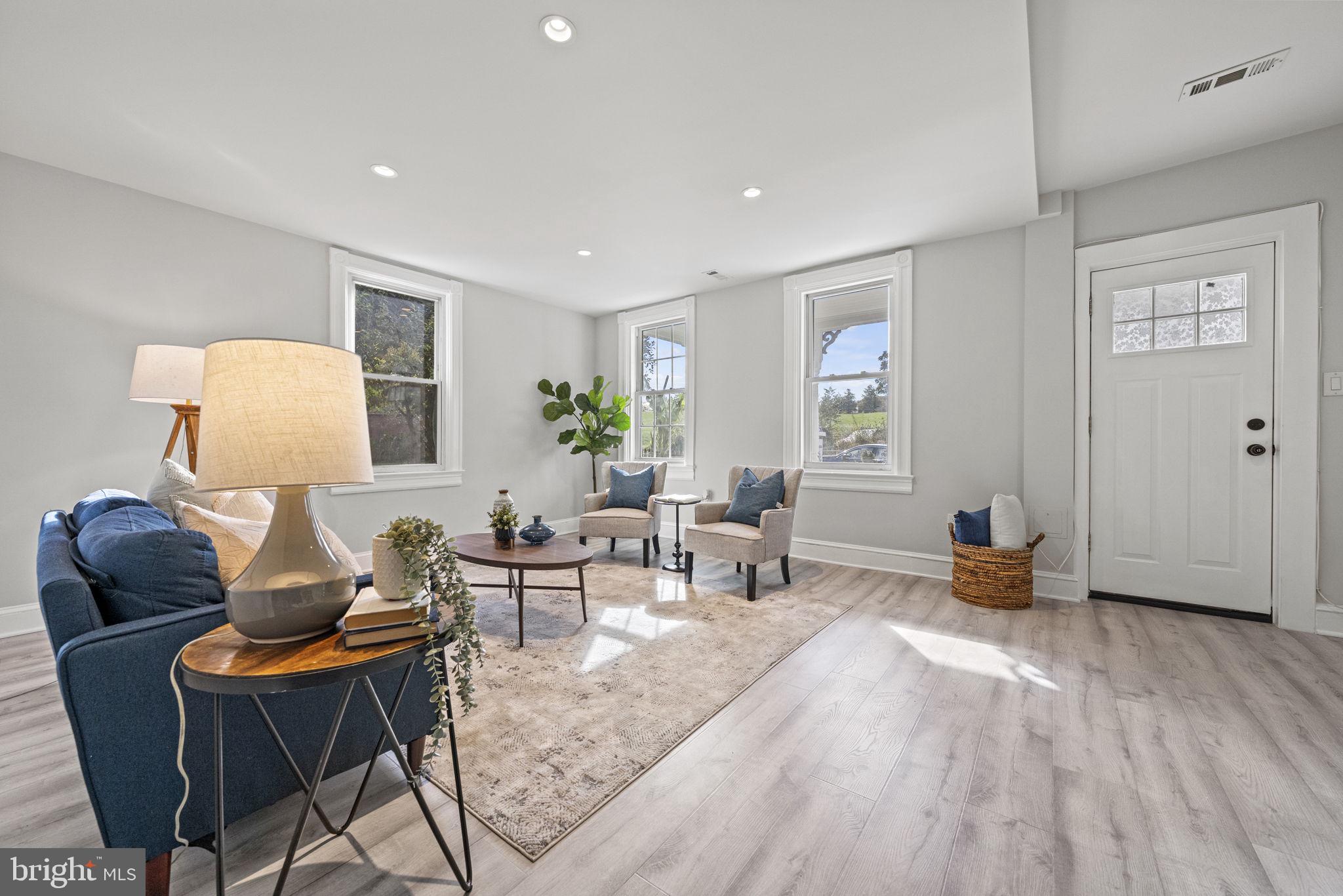 CAPITOL HEIGHTS - Residential