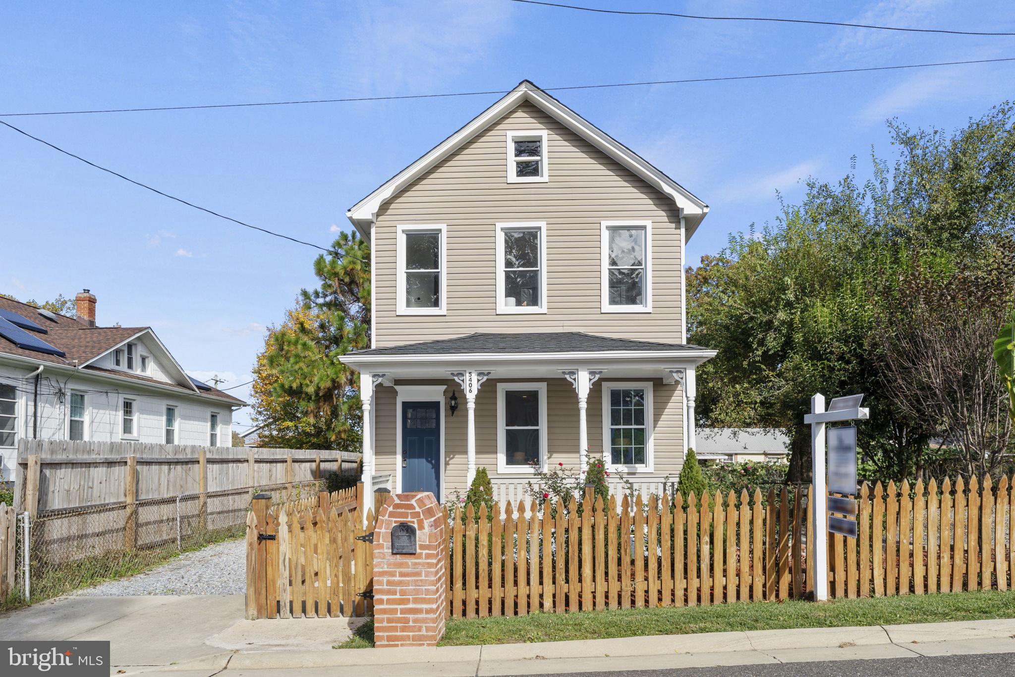 CAPITOL HEIGHTS - Residential