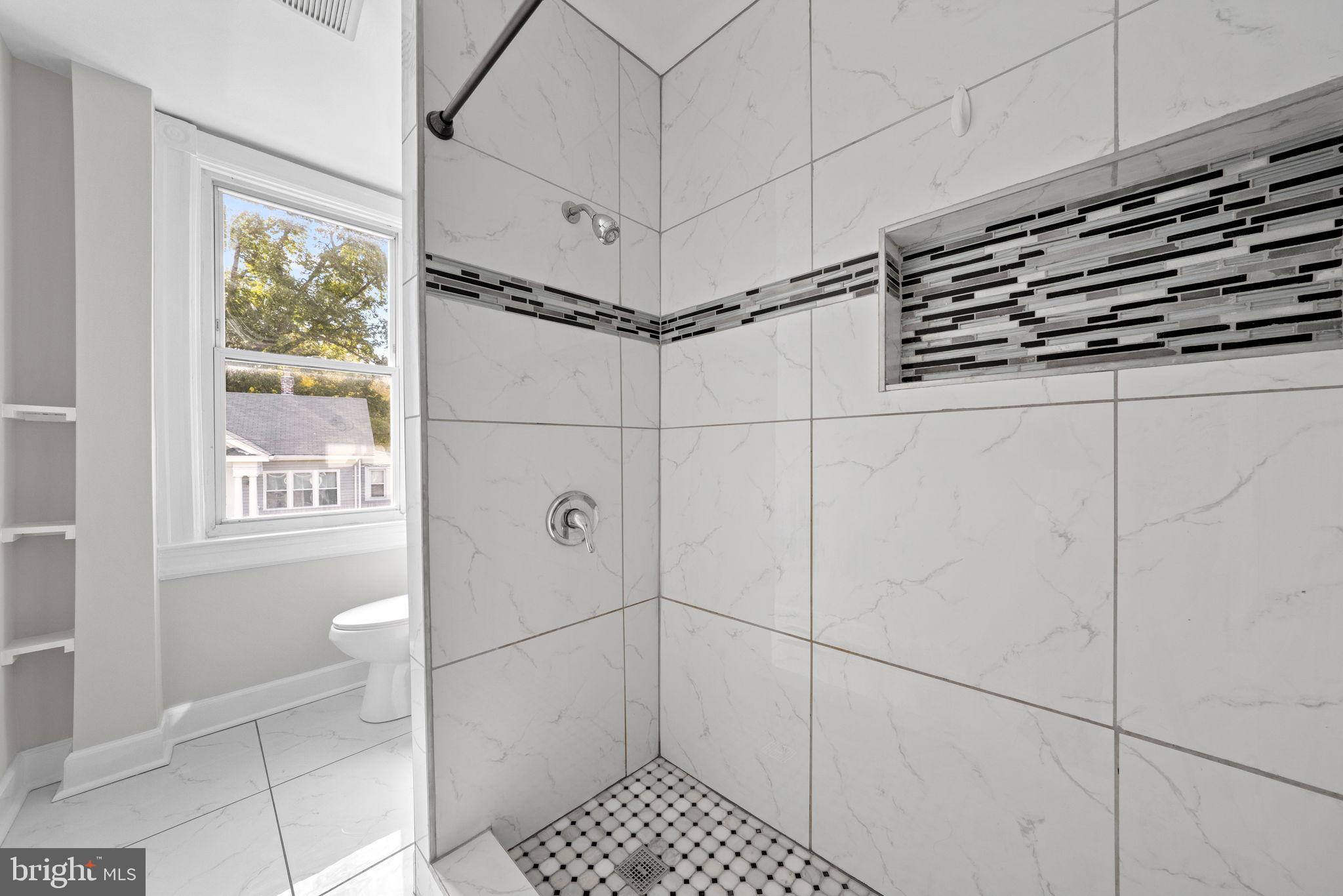 CAPITOL HEIGHTS - Residential