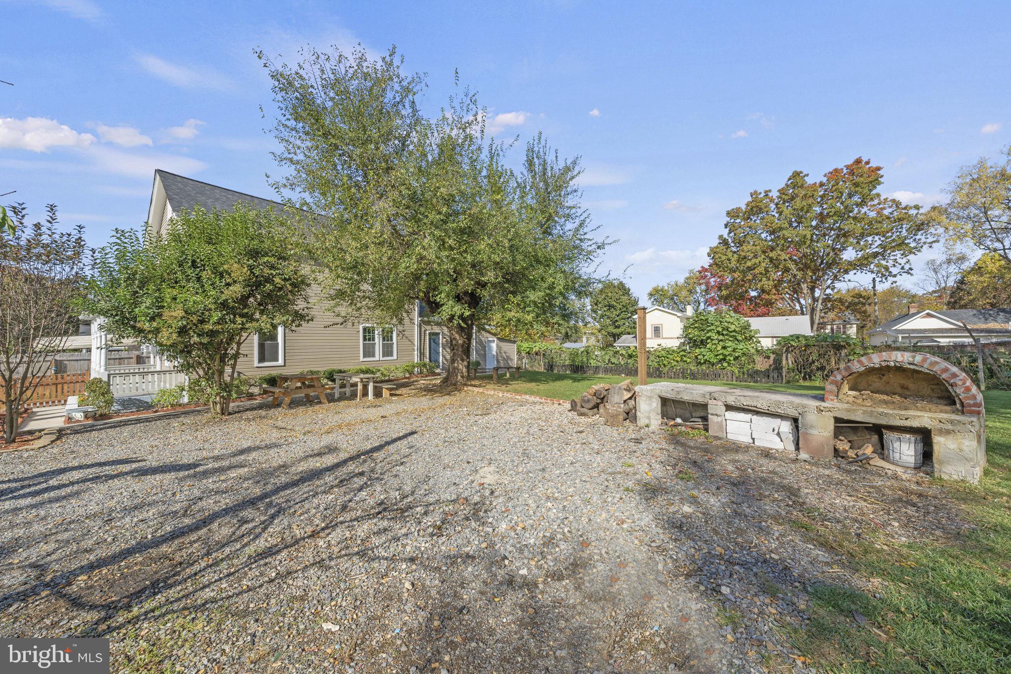 CAPITOL HEIGHTS - Residential