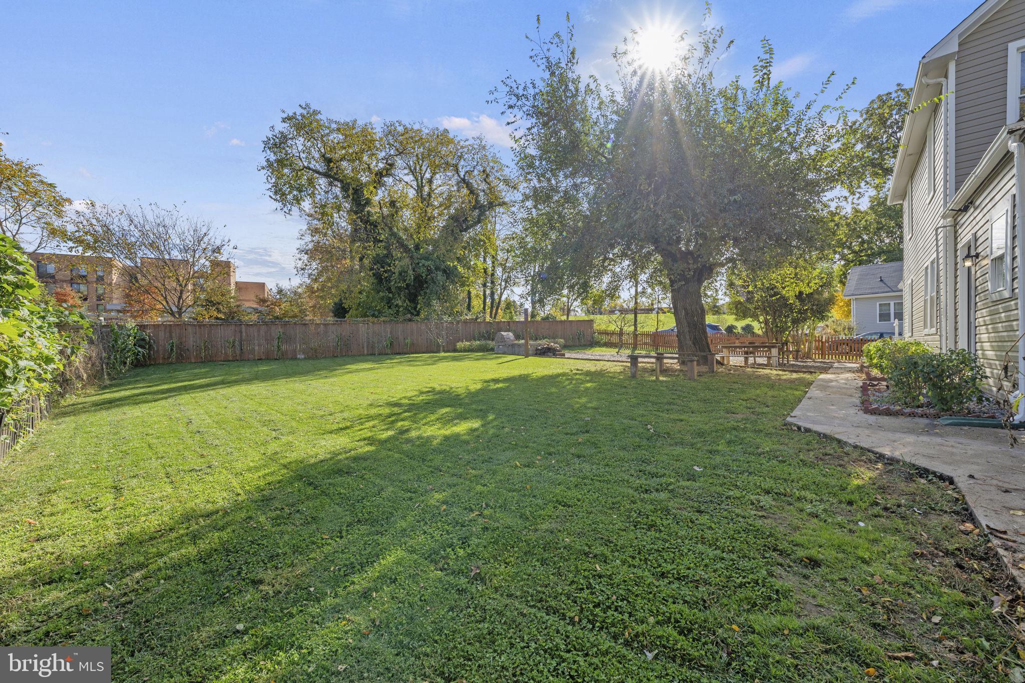 CAPITOL HEIGHTS - Residential