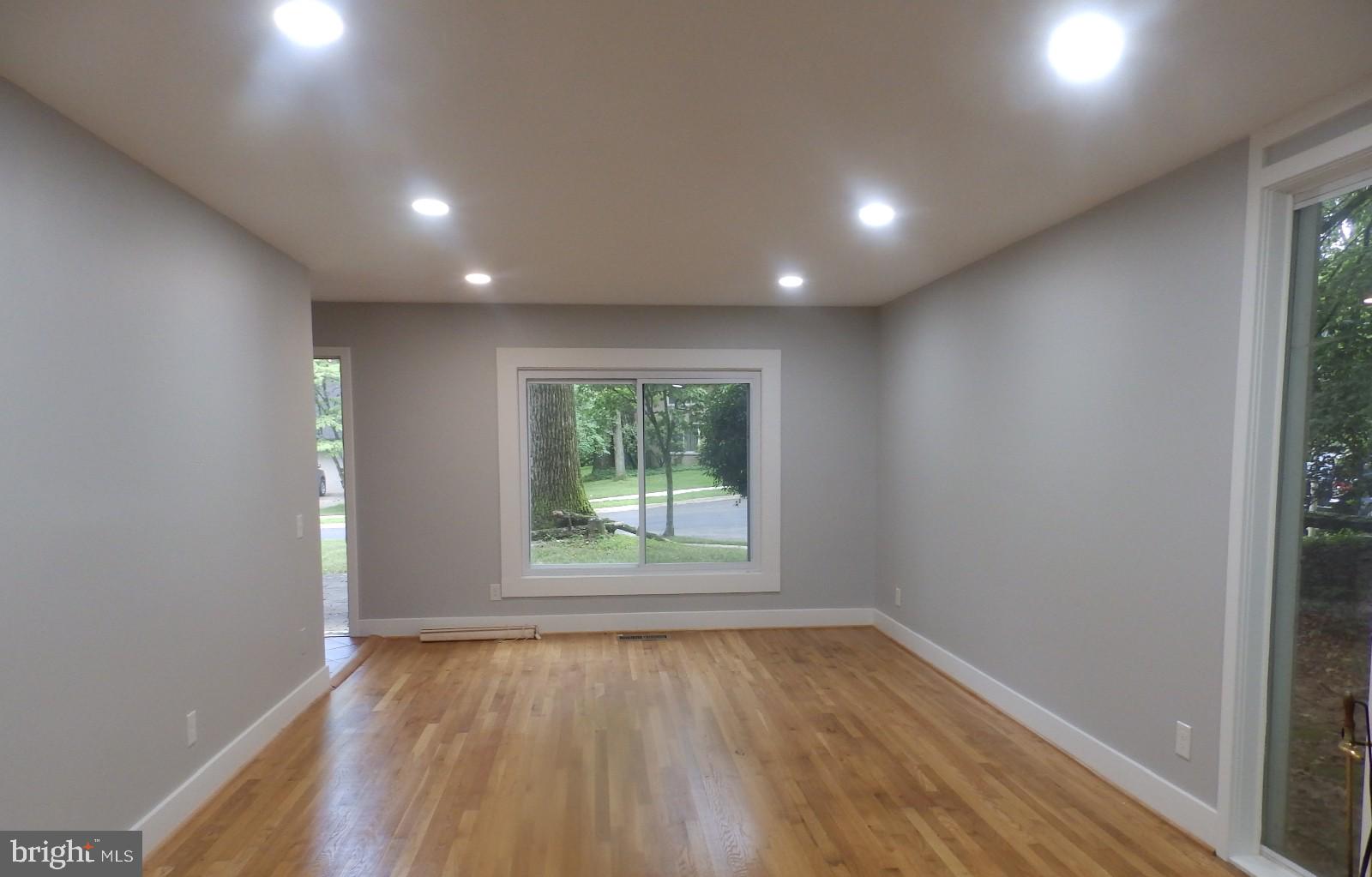 NEW MARK COMMONS - Residential Lease