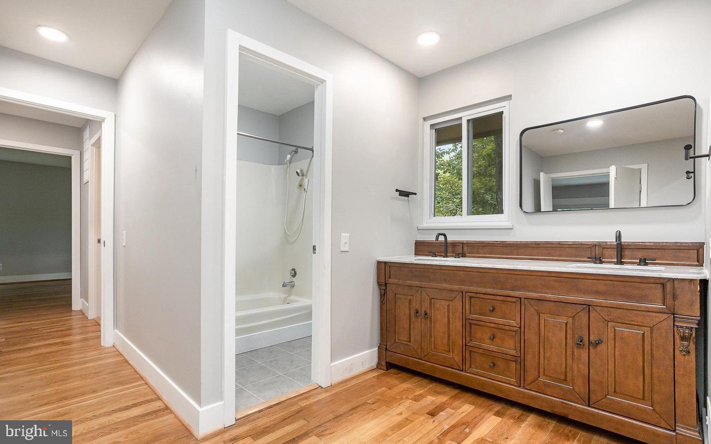 NEW MARK COMMONS - Residential Lease