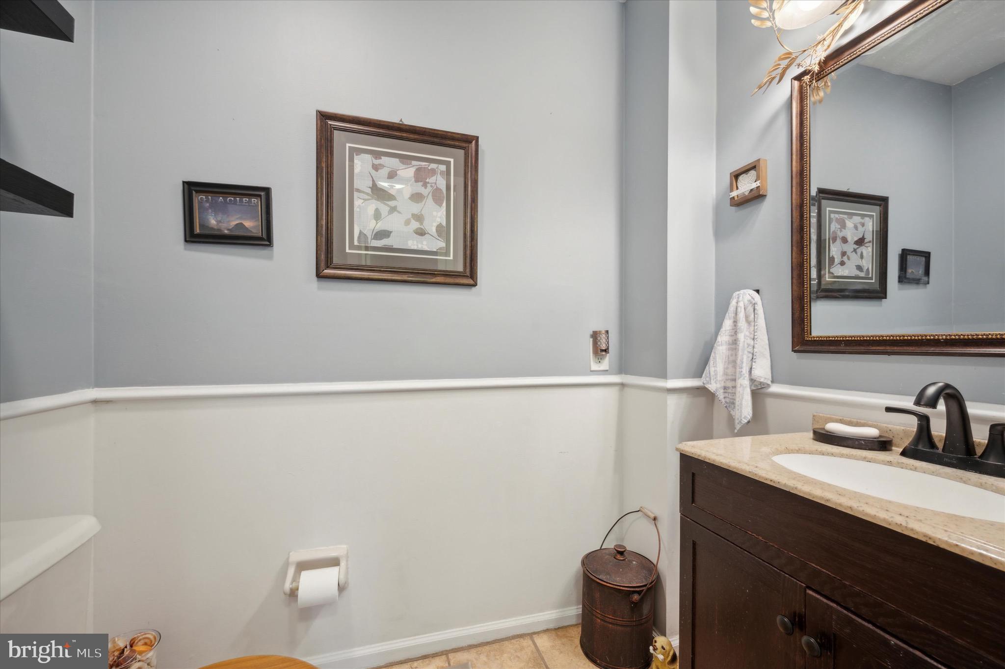 FRESH MEADOWS - Residential