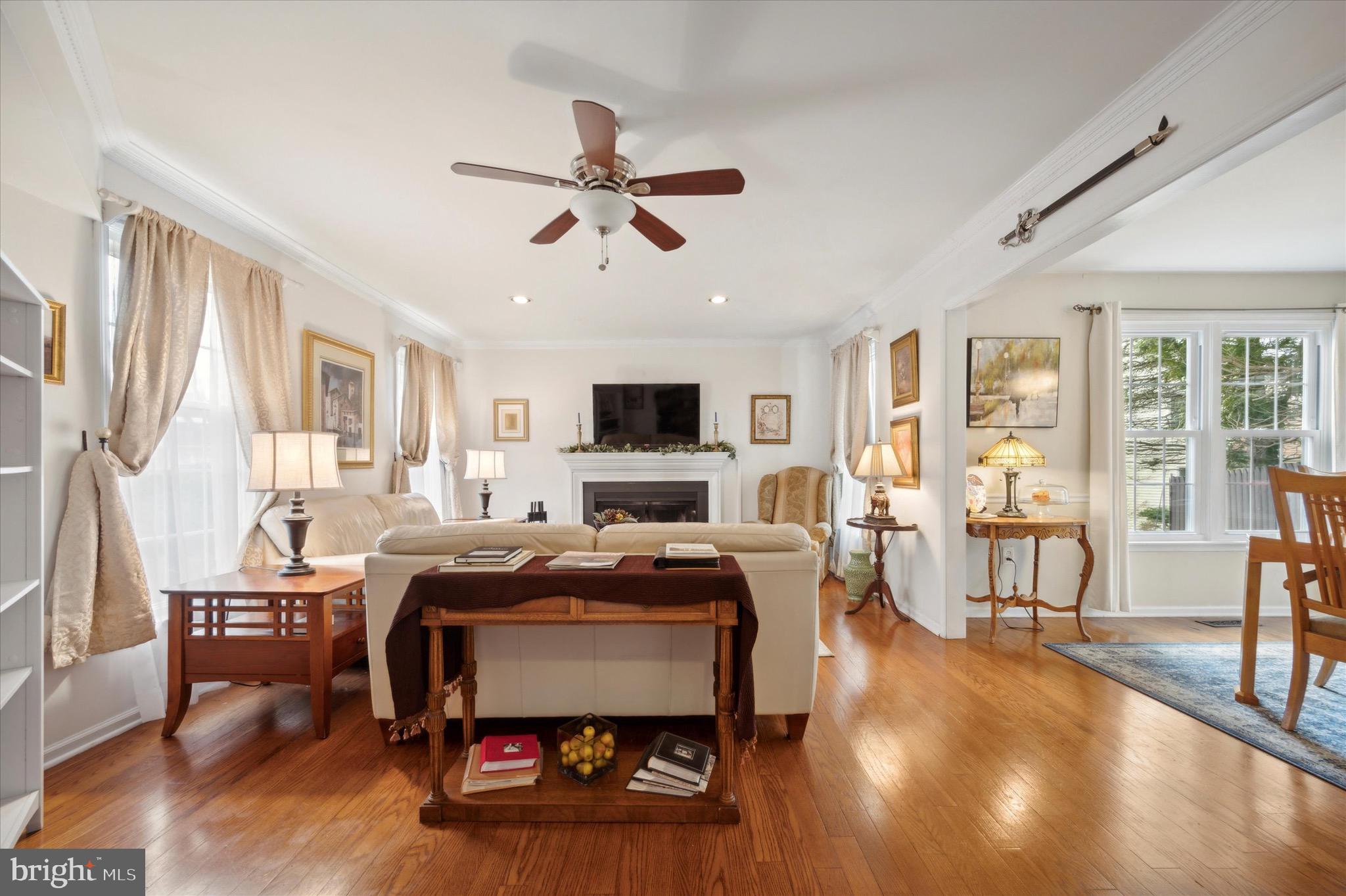 FRESH MEADOWS - Residential