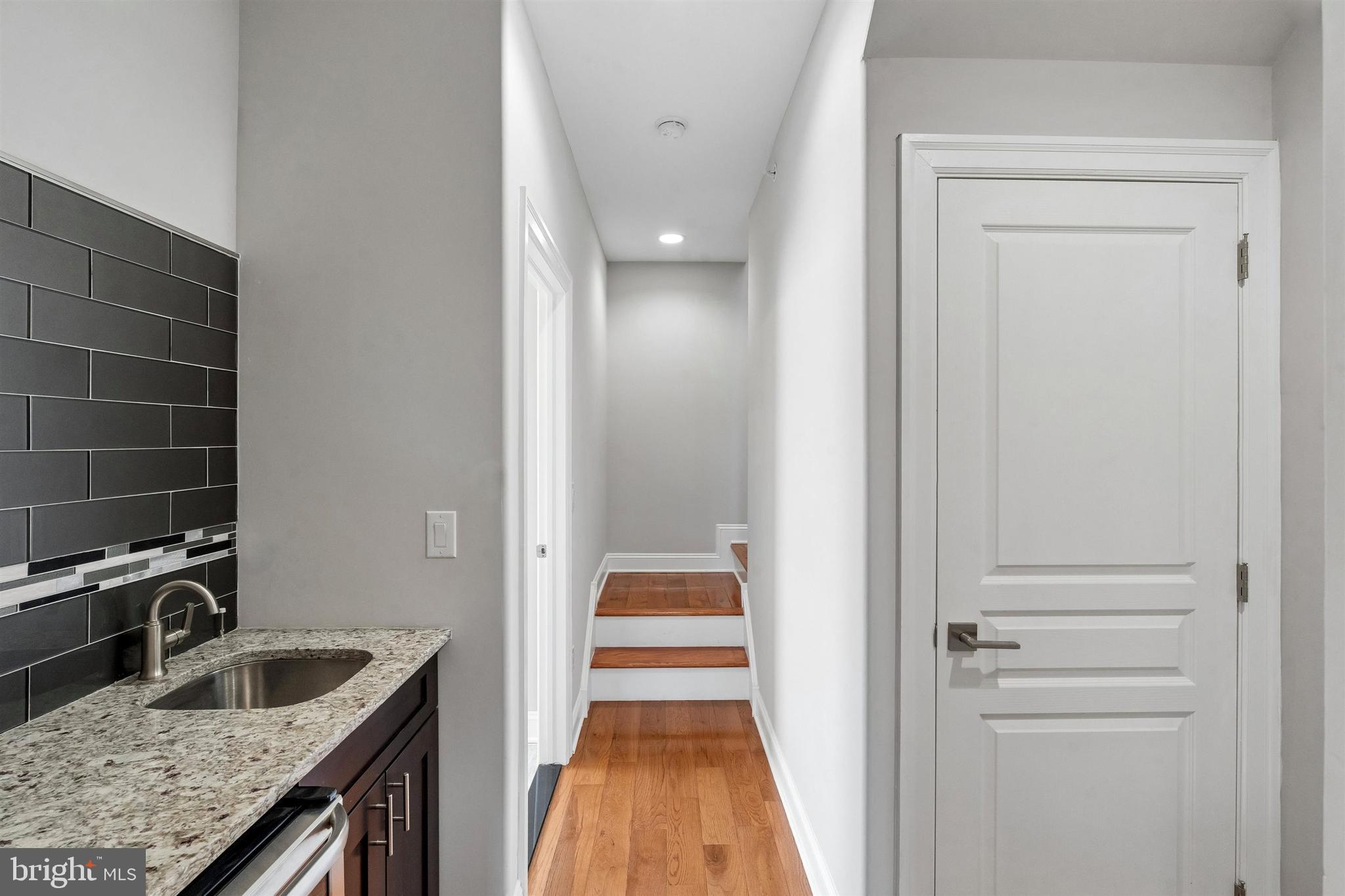 OLDE KENSINGTON - Residential