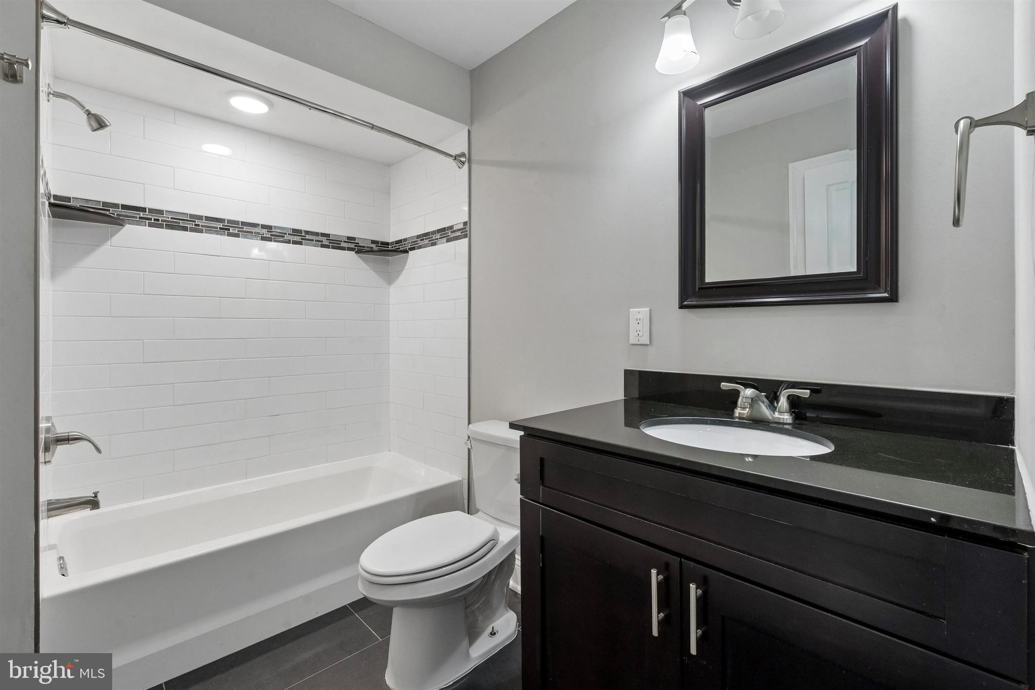 OLDE KENSINGTON - Residential