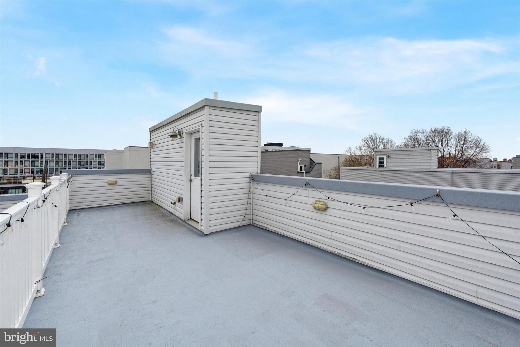 OLDE KENSINGTON - Residential