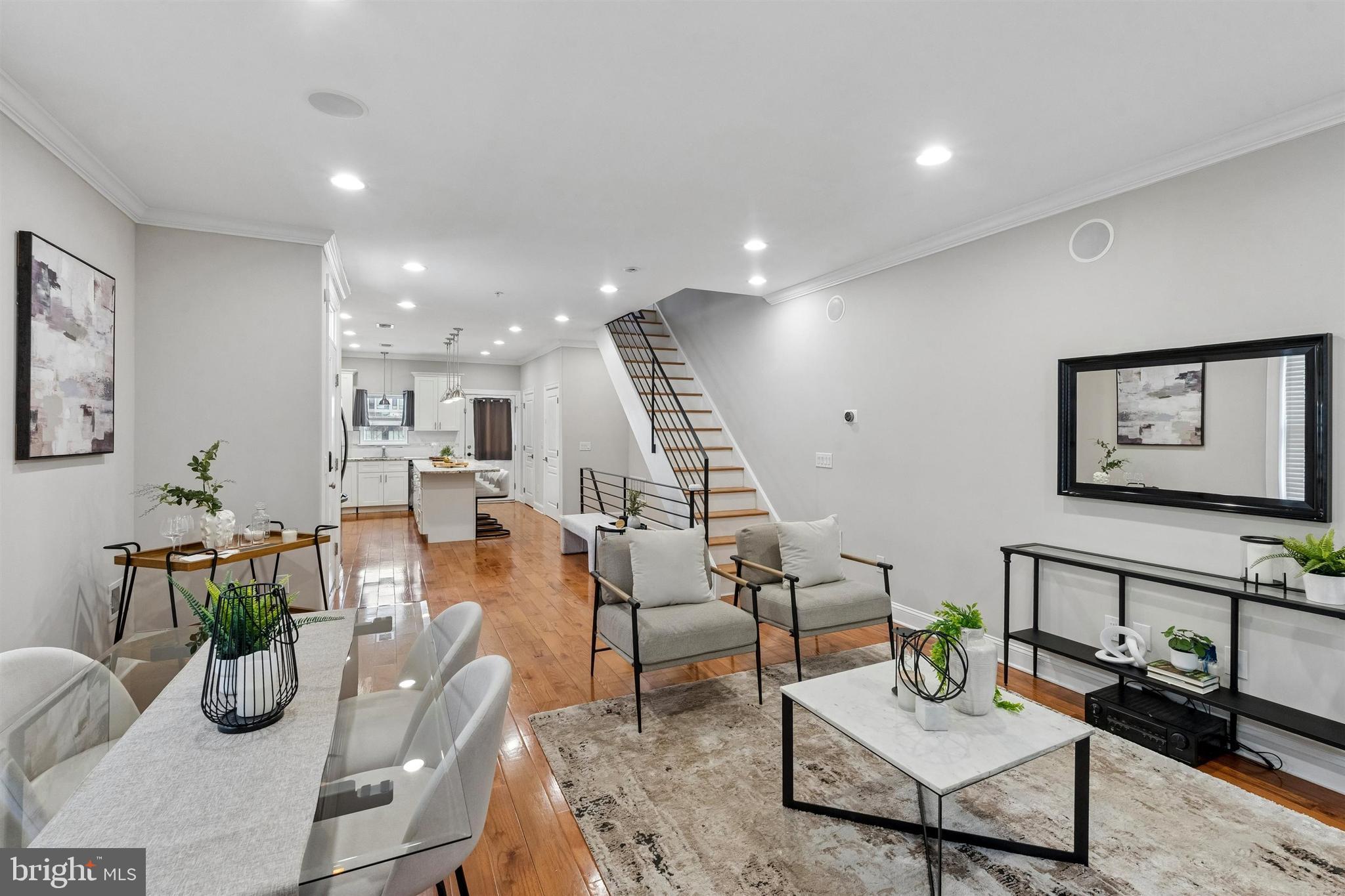 OLDE KENSINGTON - Residential