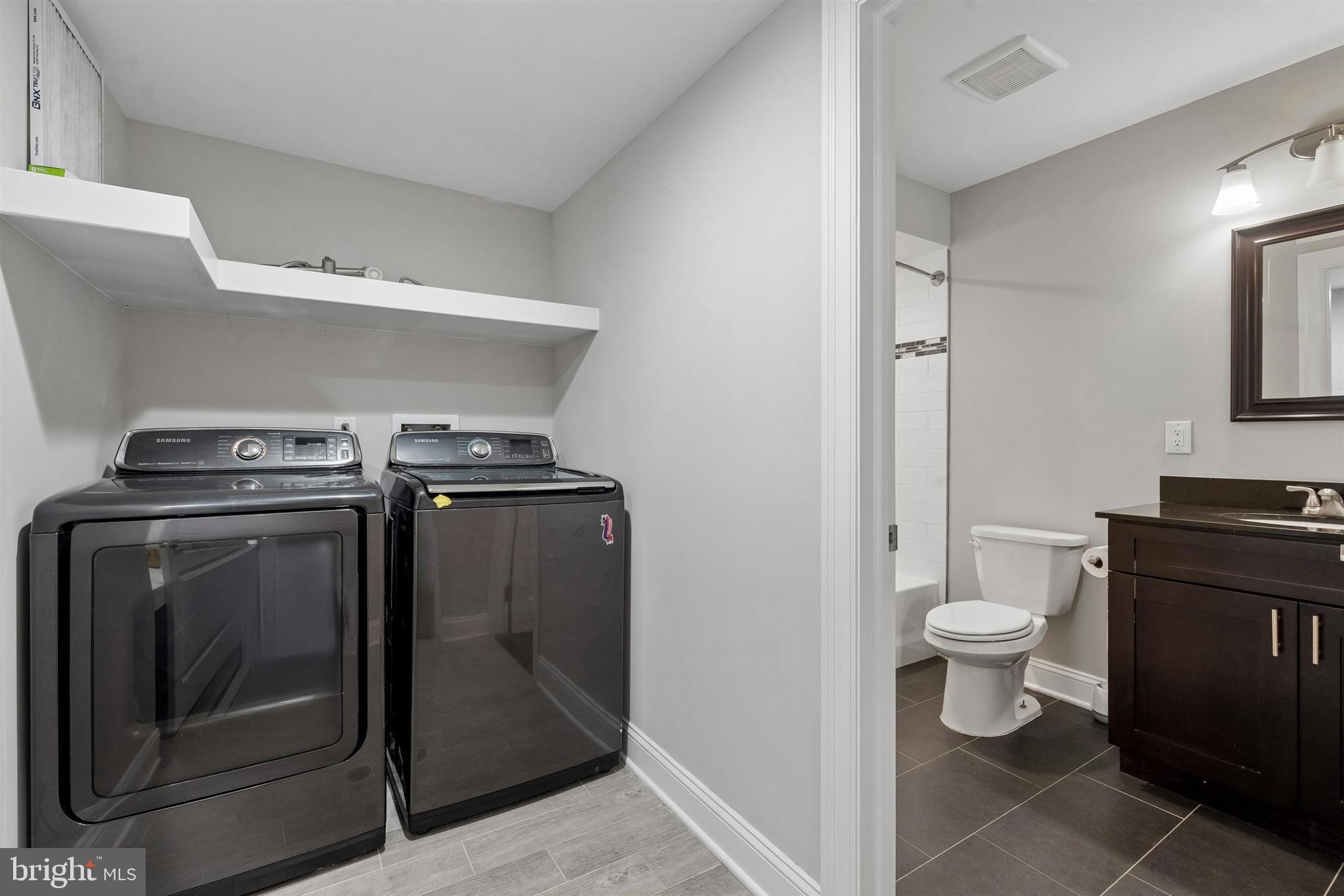 OLDE KENSINGTON - Residential