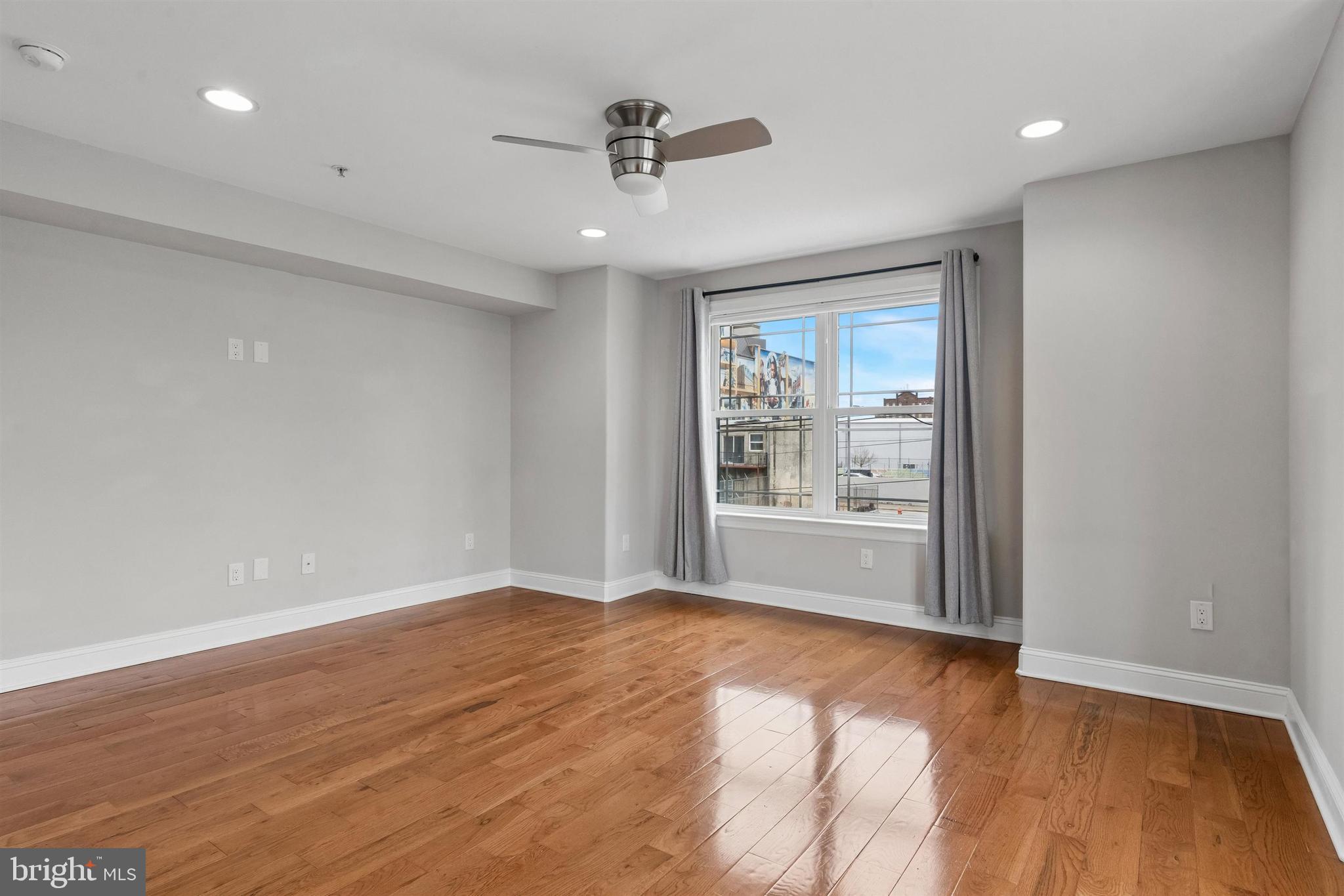 OLDE KENSINGTON - Residential