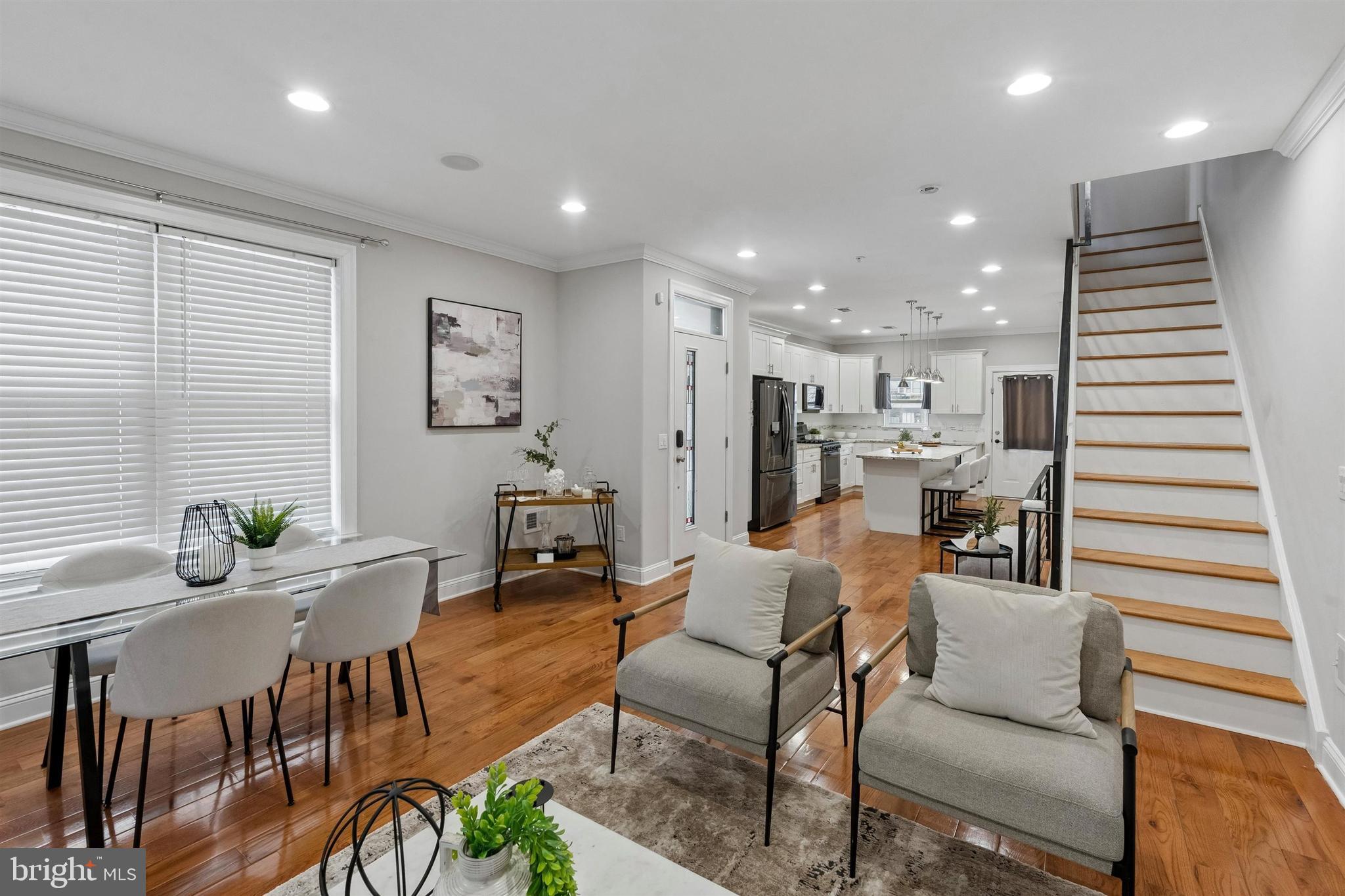 OLDE KENSINGTON - Residential