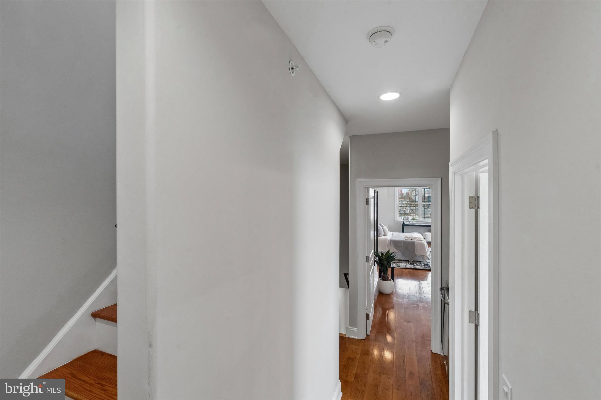 OLDE KENSINGTON - Residential