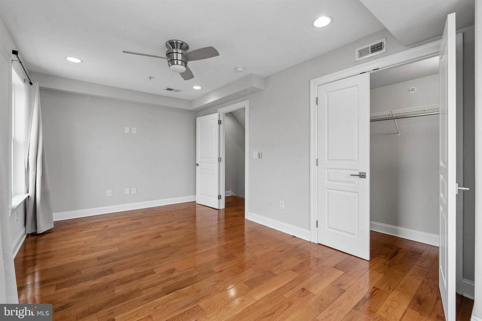 OLDE KENSINGTON - Residential