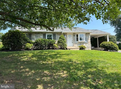 Photo of 1851 Linwood Avenue, LANCASTER, PA 17603 (MLS # PALA2073744)