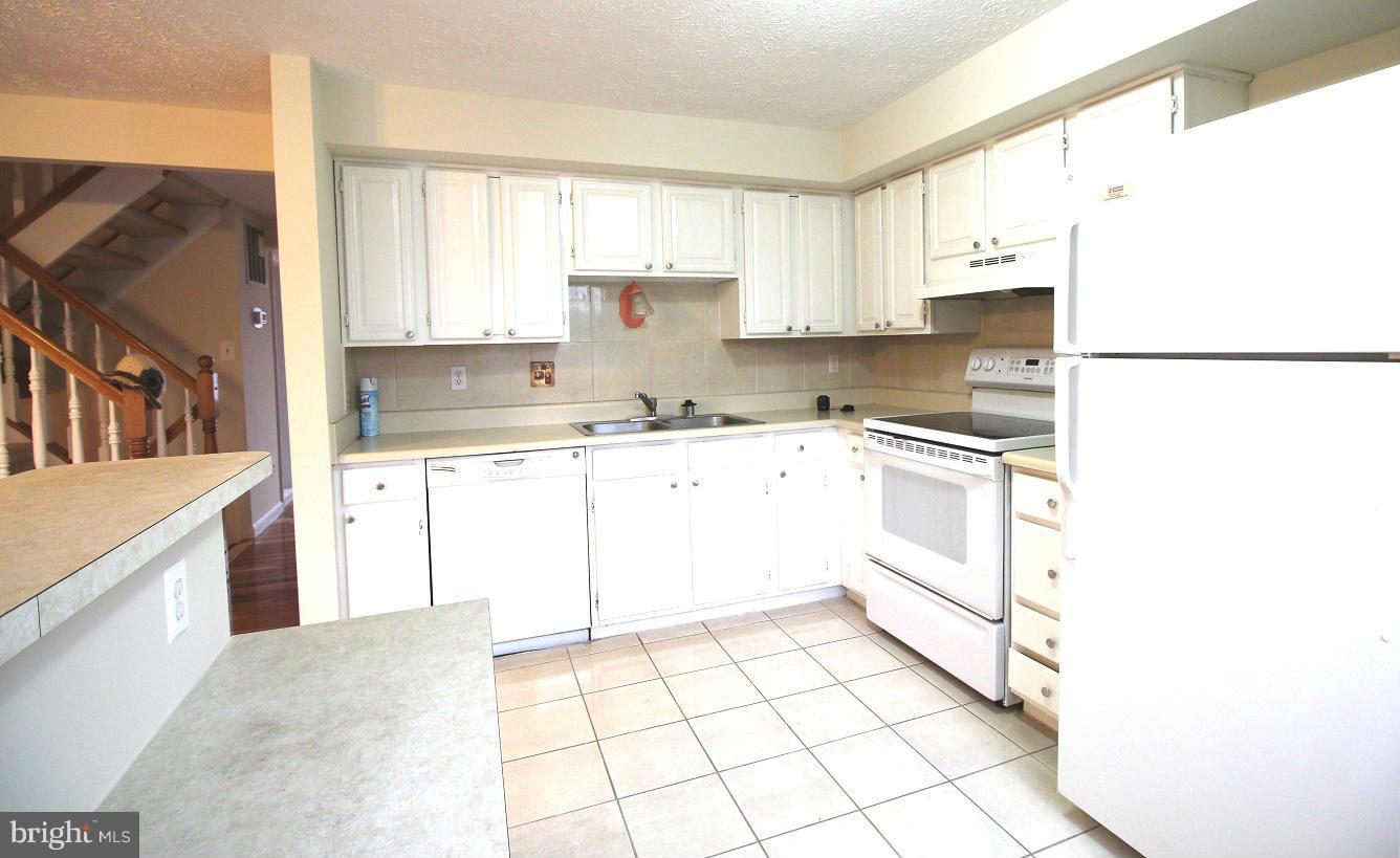 ROLLINGWOOD VILLAGE - Residential