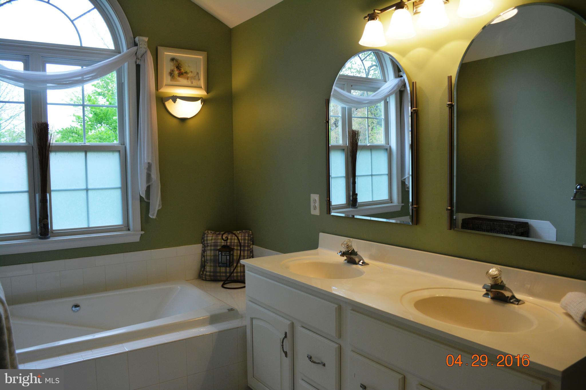 BRYAN MEADOWS - Residential