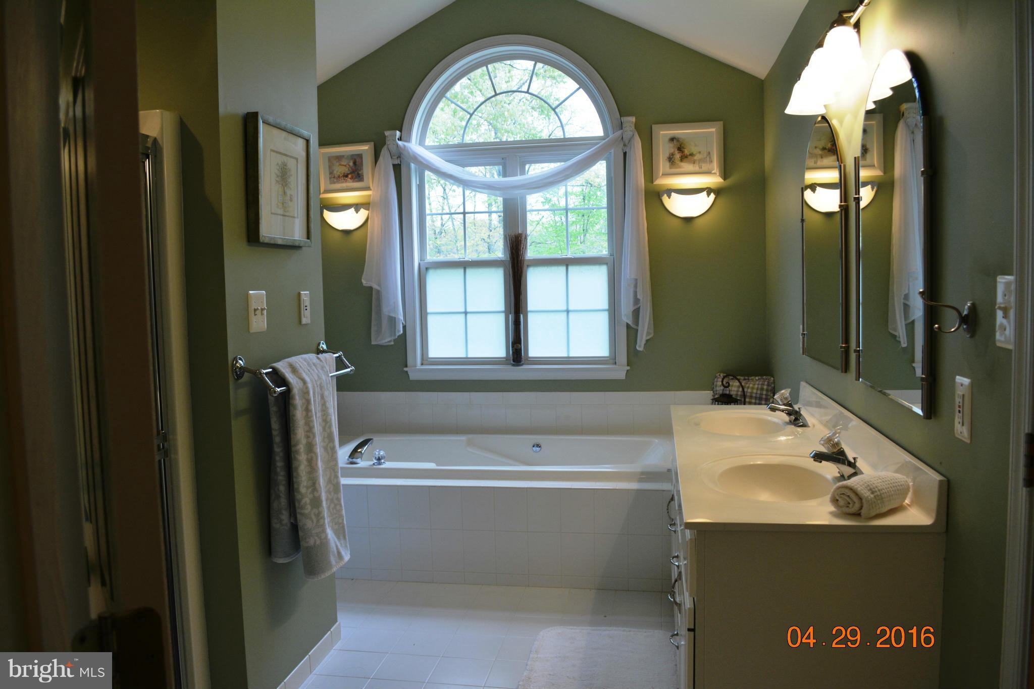 BRYAN MEADOWS - Residential