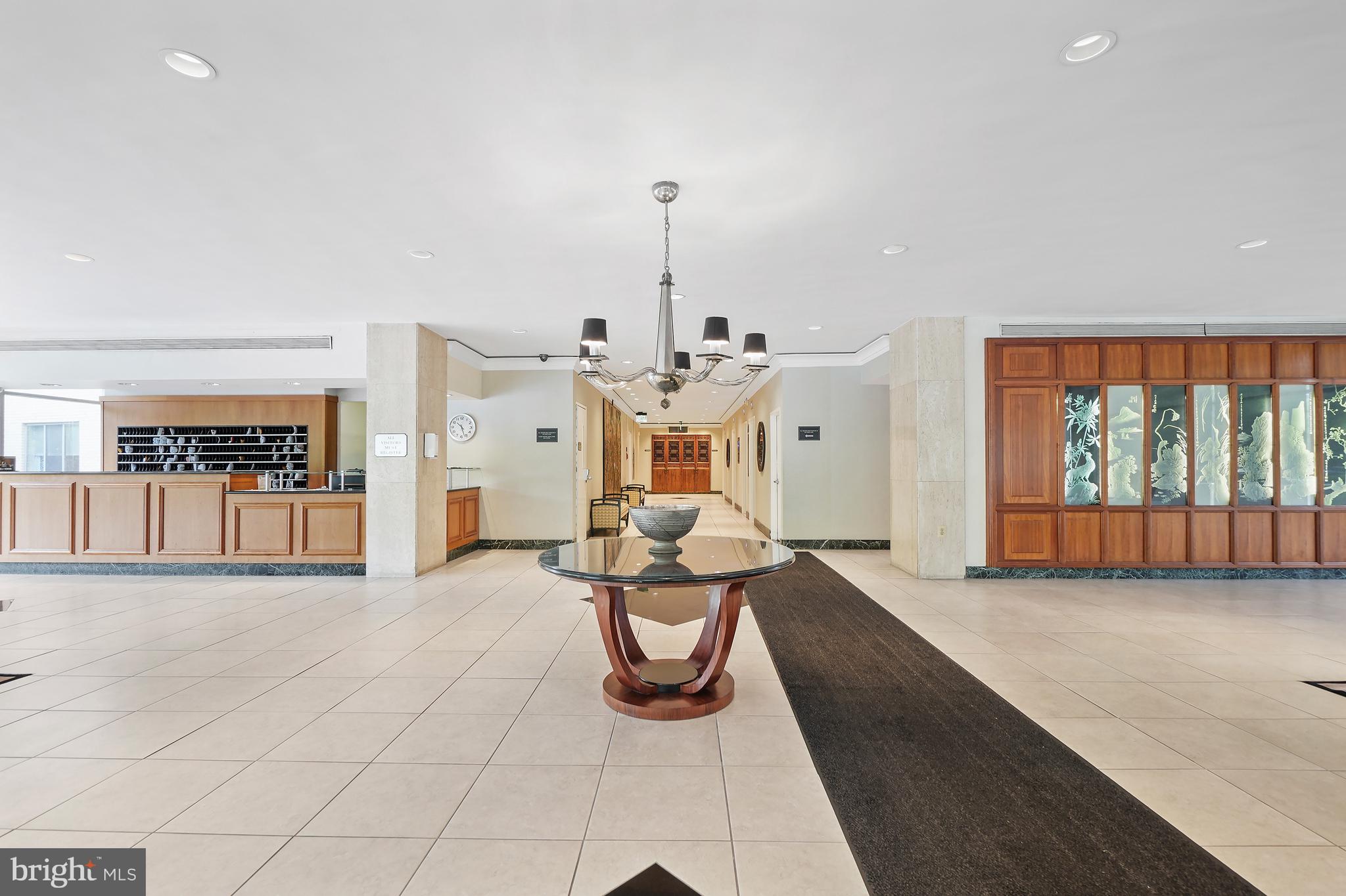 10401 GROSVENOR PLACE 1705