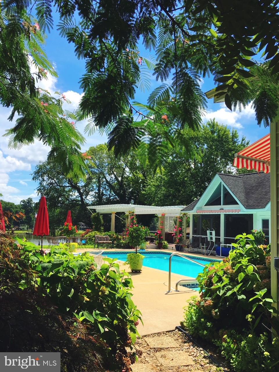 PROSPECT BAY - Residential